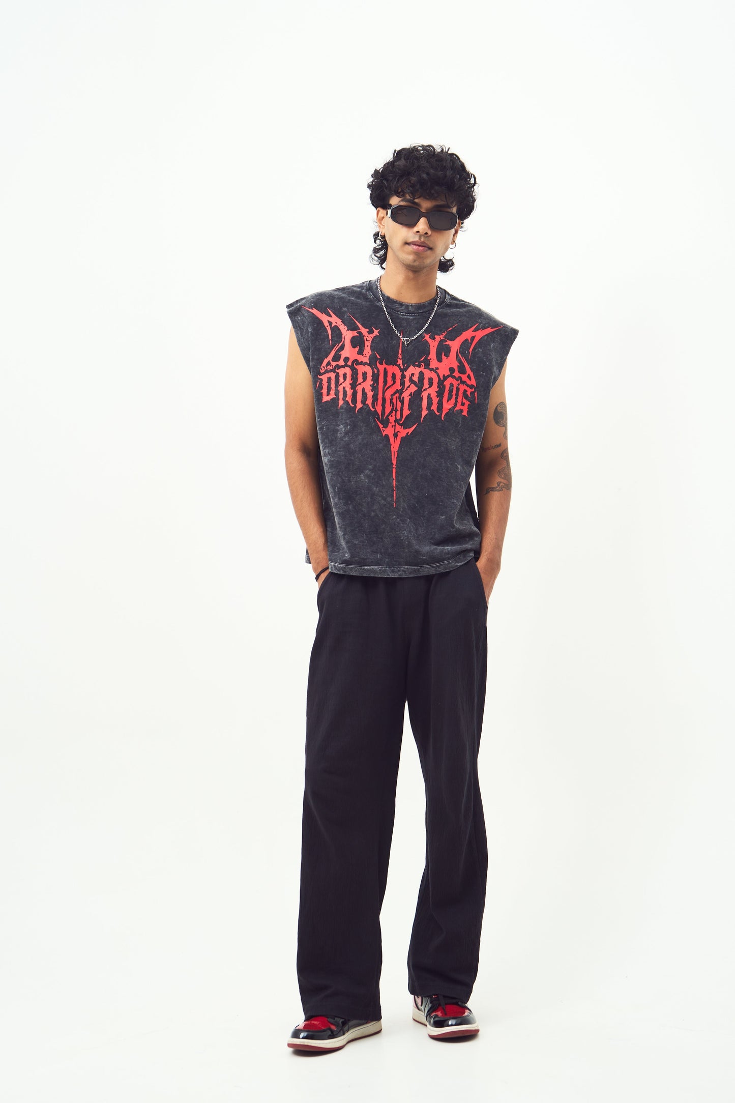 Acid wash Gothic Muscle Tee Red print