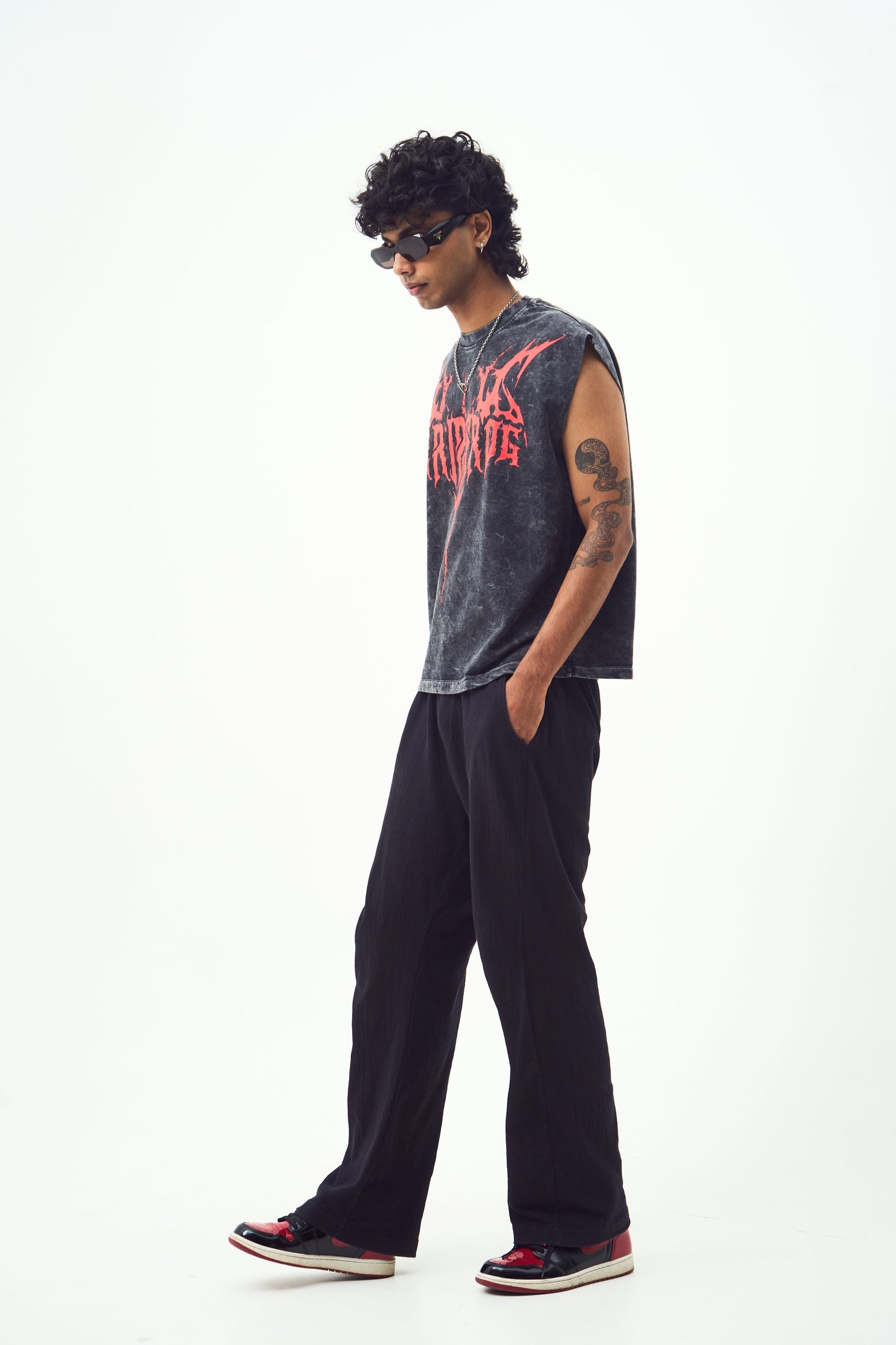 Acid wash Gothic Muscle Tee Red print