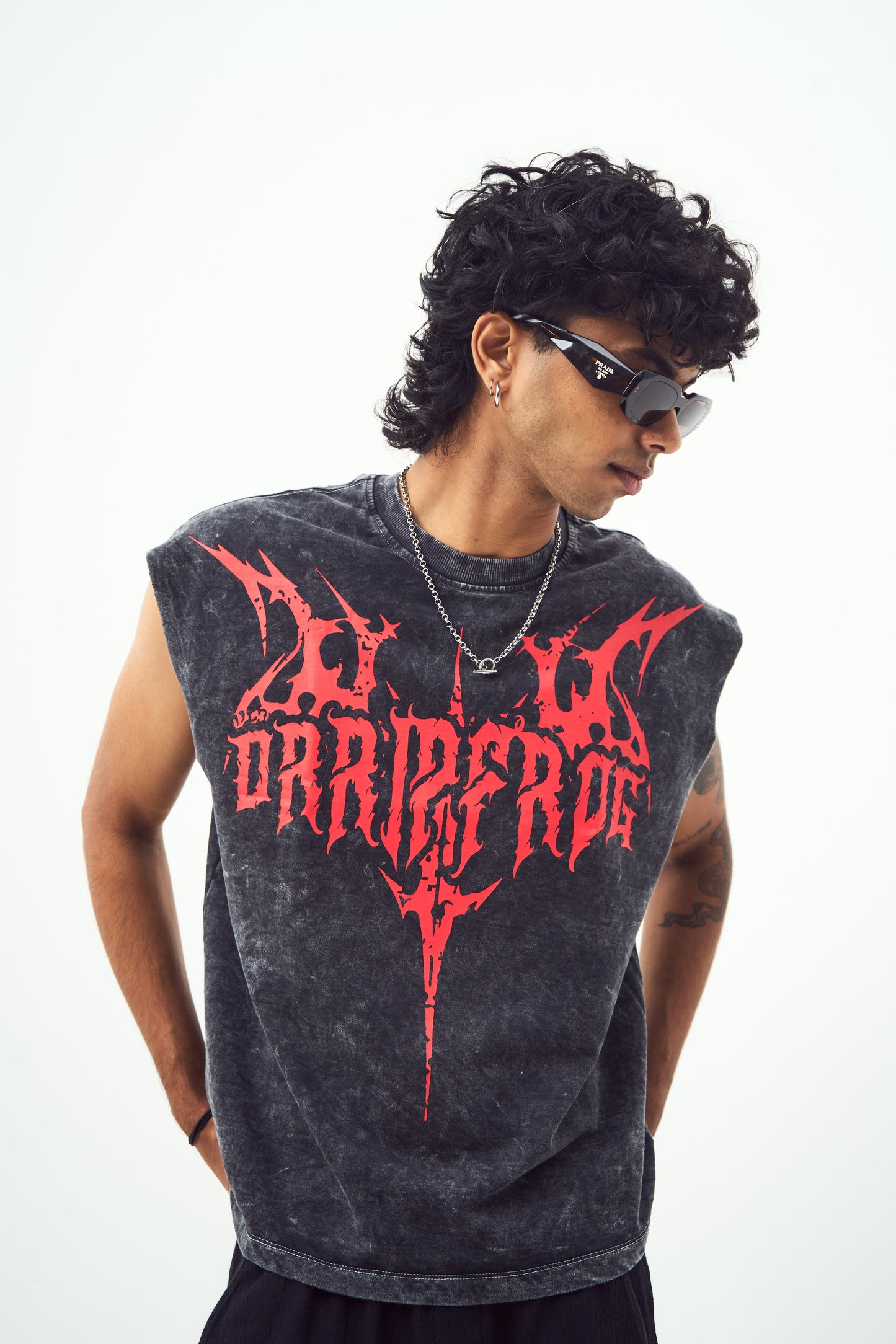 Acid wash Gothic Muscle Tee Red print