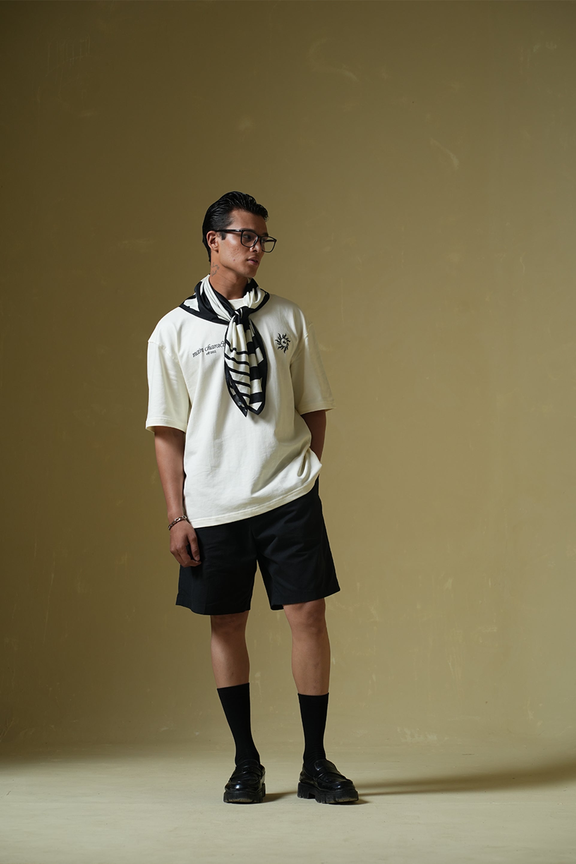 Metanoia Printed Cream Oversized T-Shirt Main Character