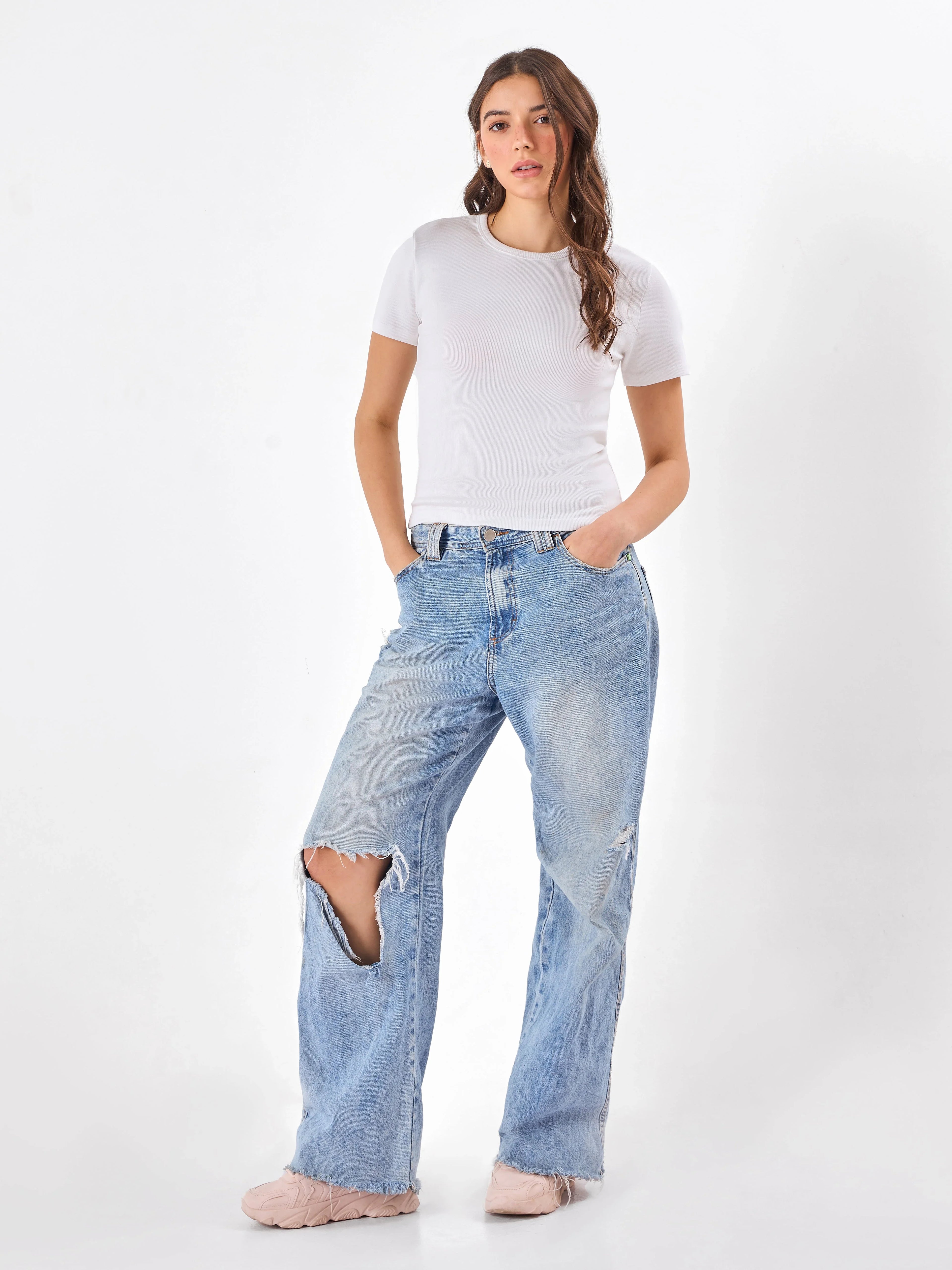 Female Model wearing white top from Stylera