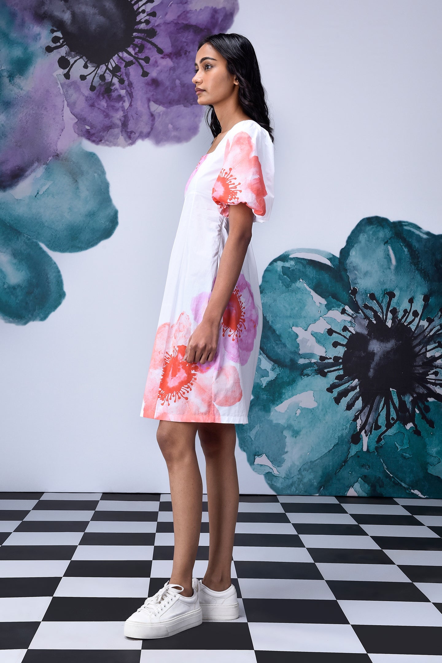 Stylera casual floral dress for women white with pink orange blooms and puff sleeves