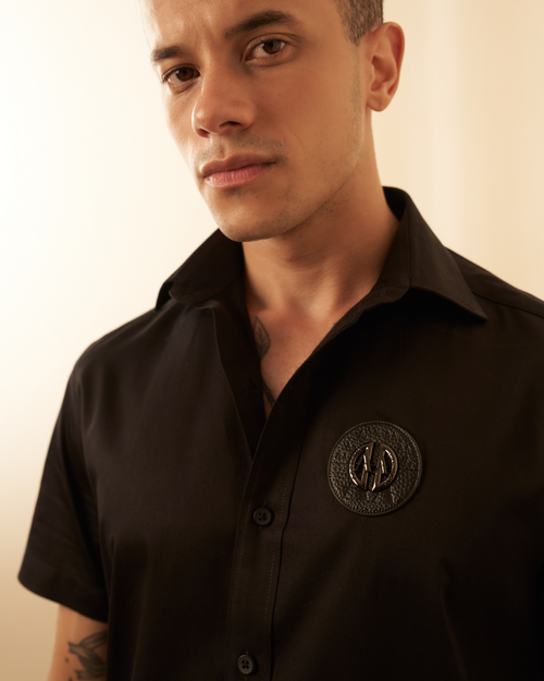Black short sleeve Aachari