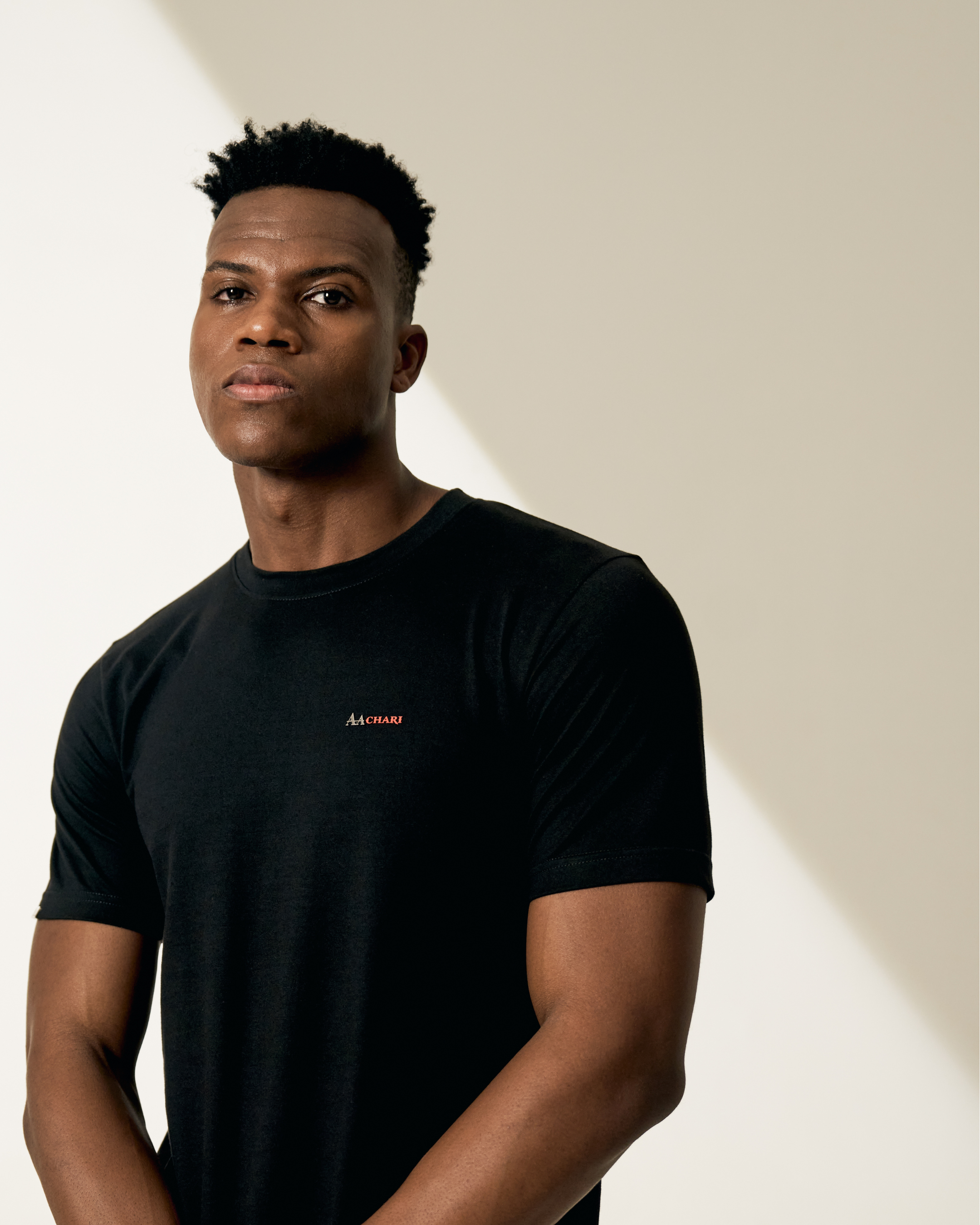 Signature Black T-shirt