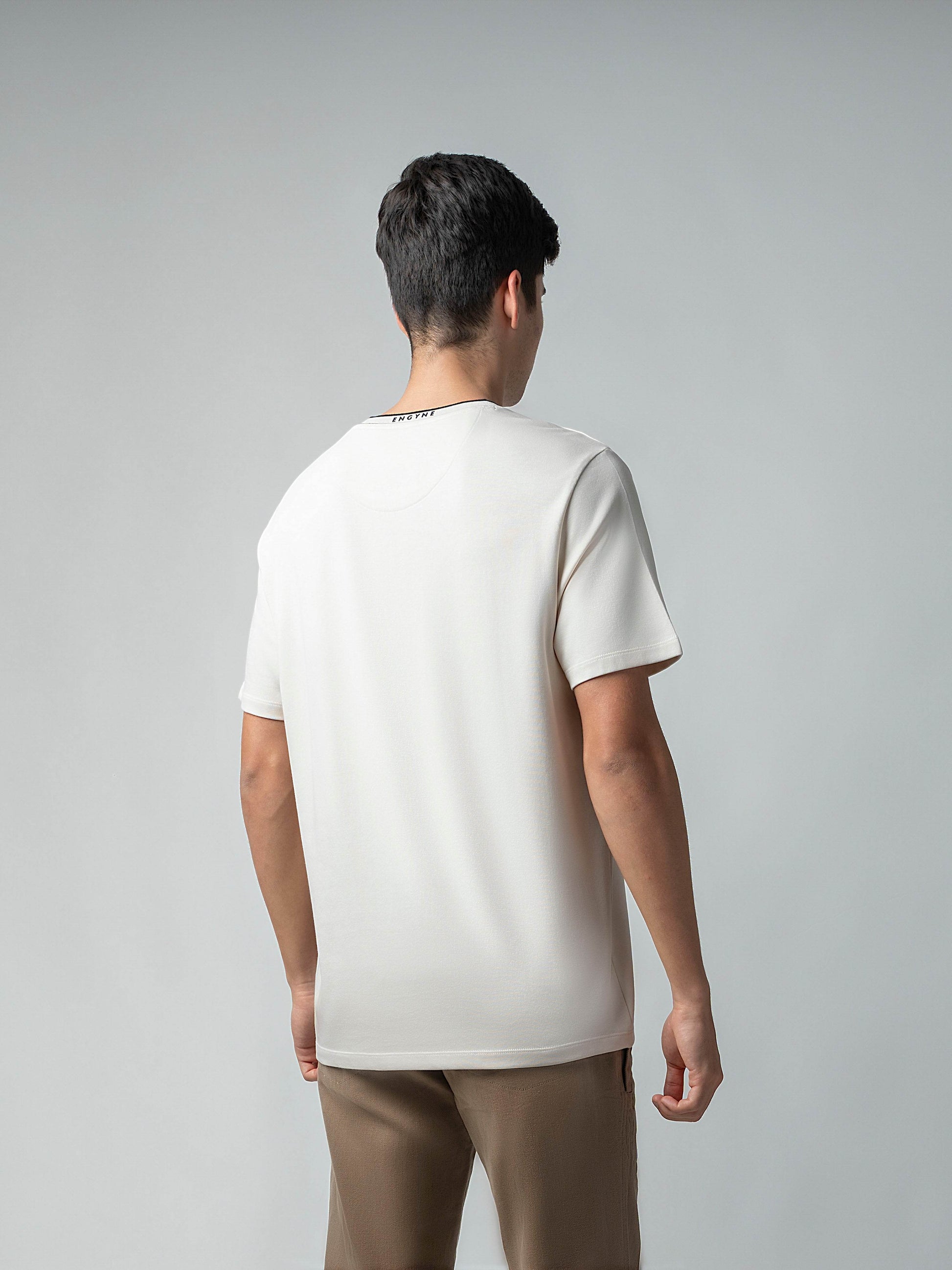 Beige tshirt