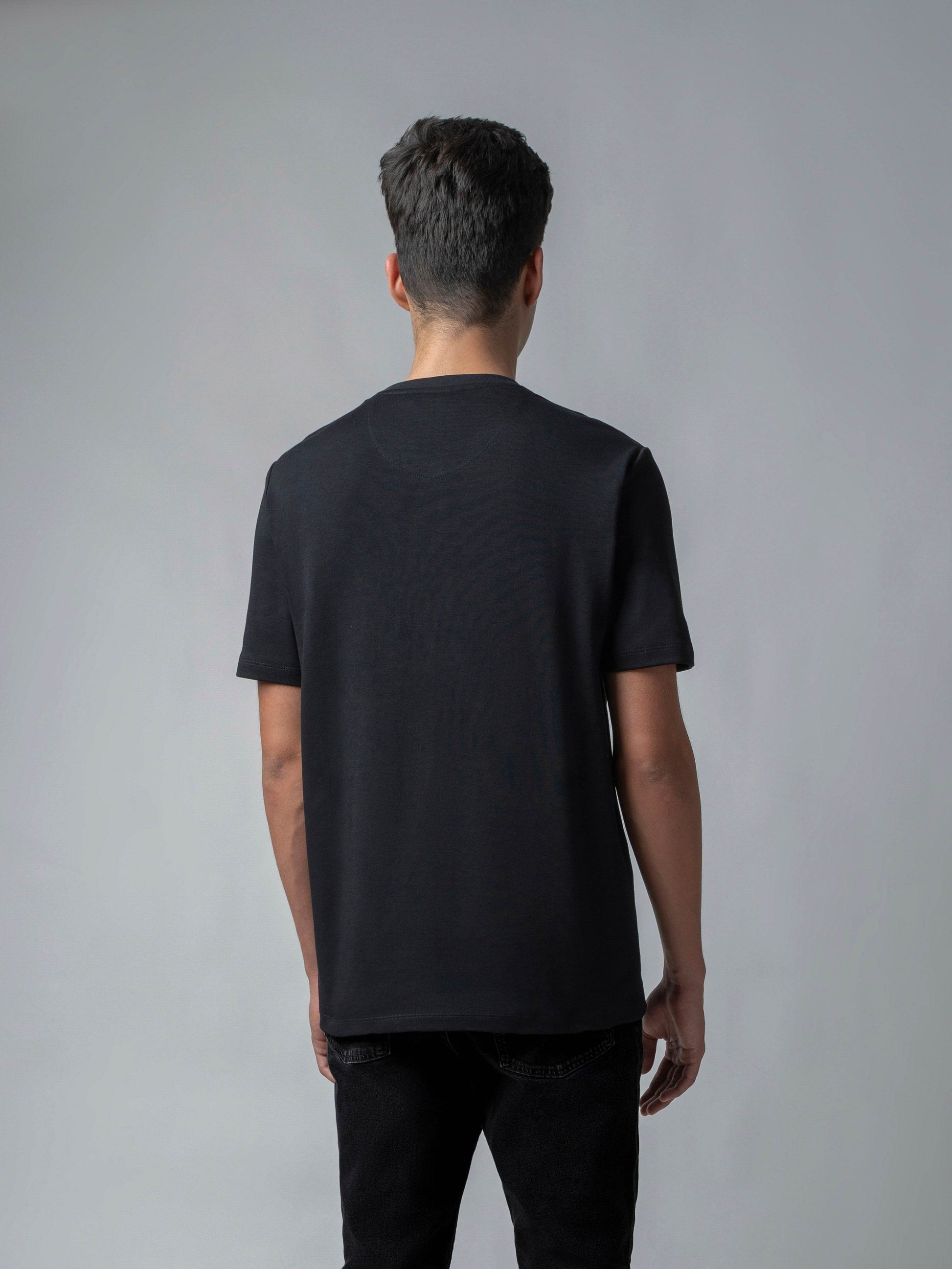 Black tshirt