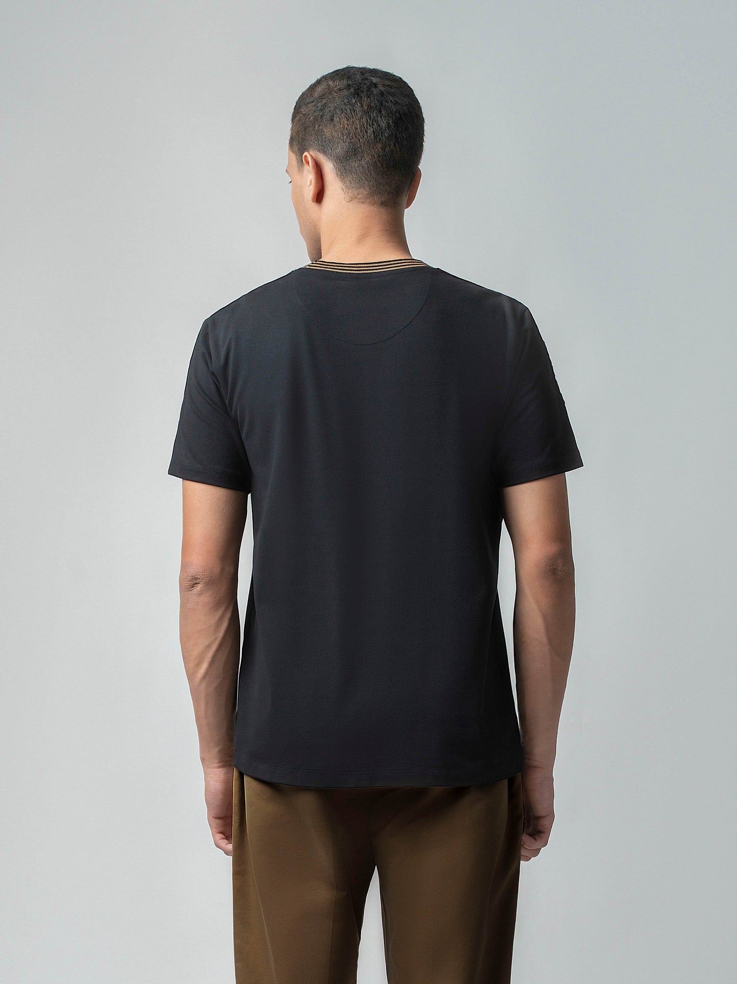 Black tshirt