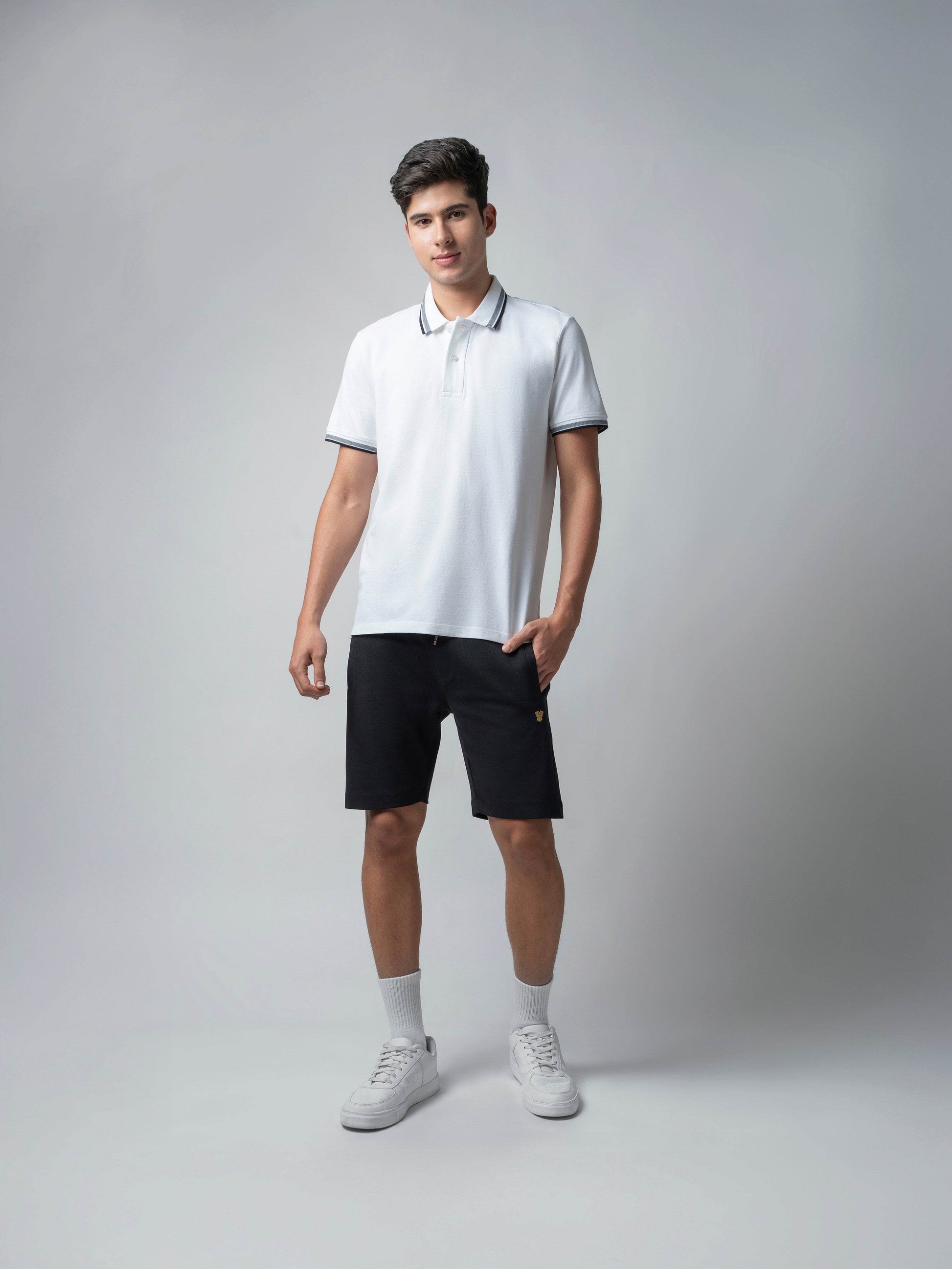 Engyne Black Short Men With Contrast Iconic Emblem Logo
