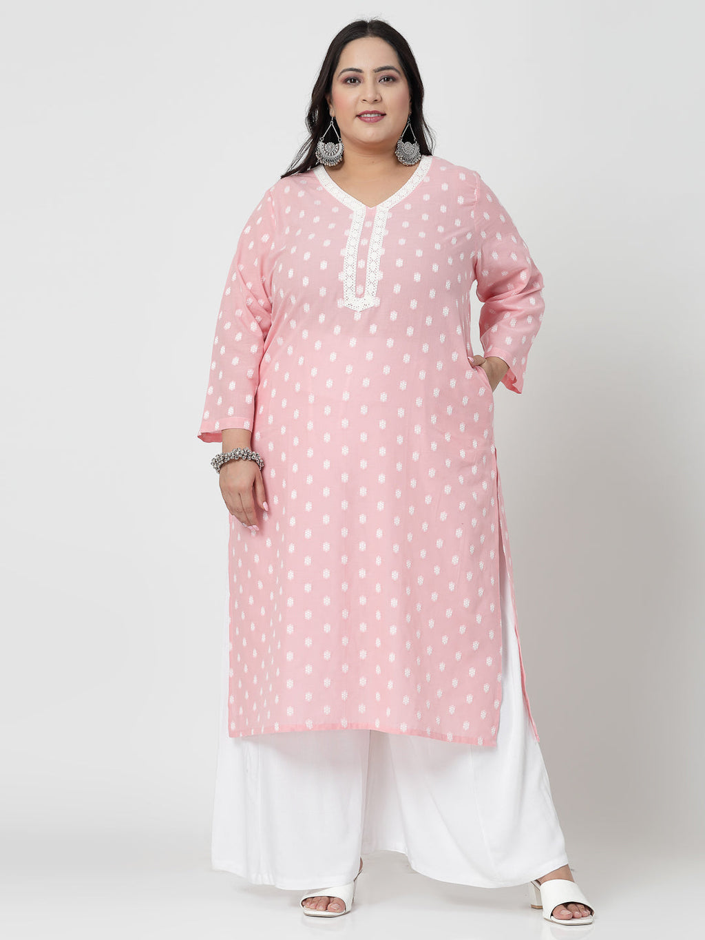 Women Baby Pink Cotton Dobby Kurta With Lace Krya