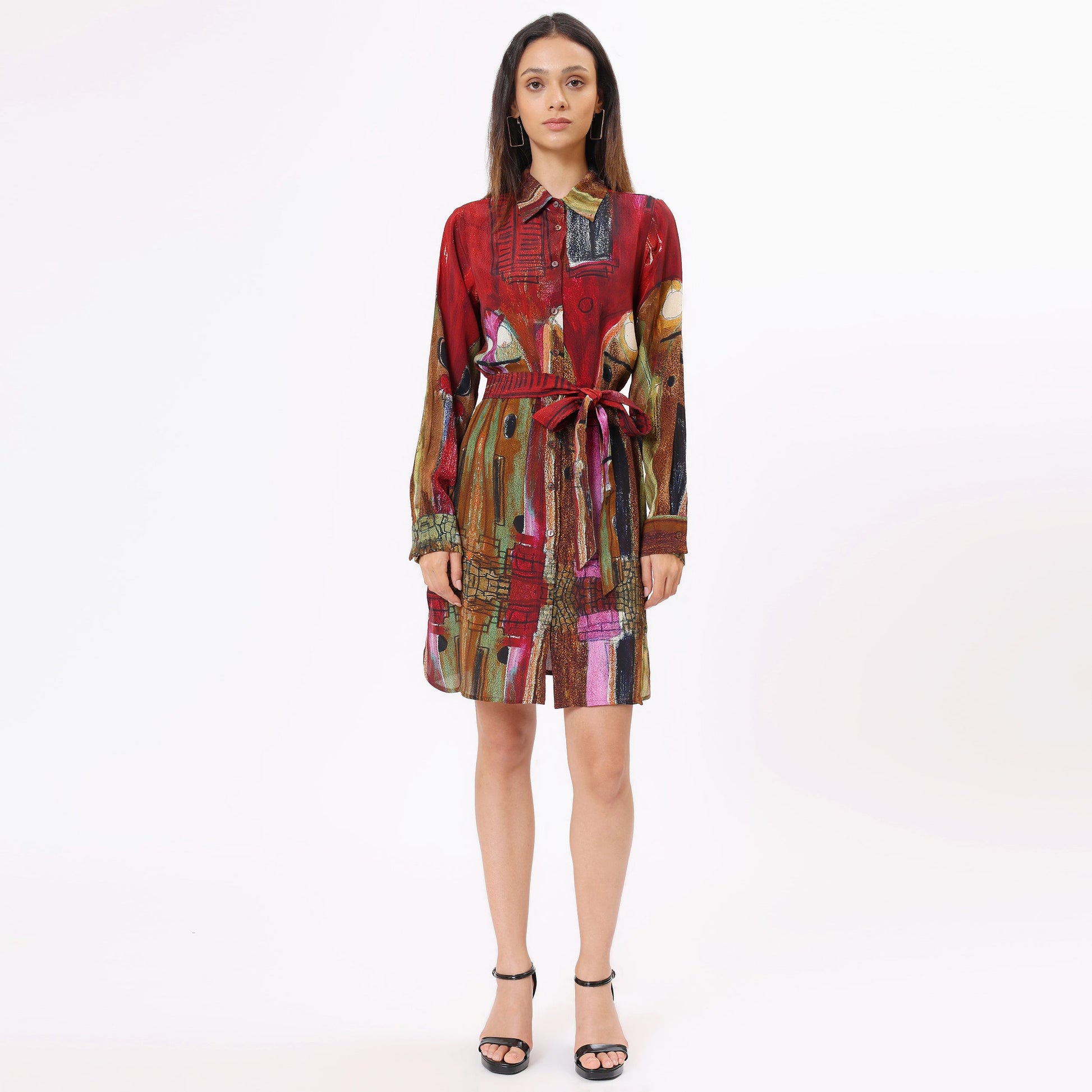 Stylera artistic print mini dress with a belt and a vibrant design for a stylish look