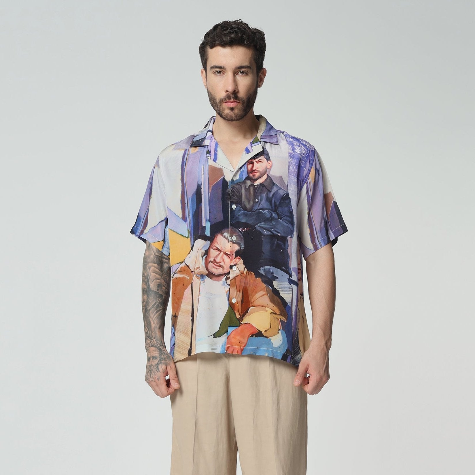 Stylera artistic short sleeve shirt featuring bold graphic prints and relaxed fit for a stylish look