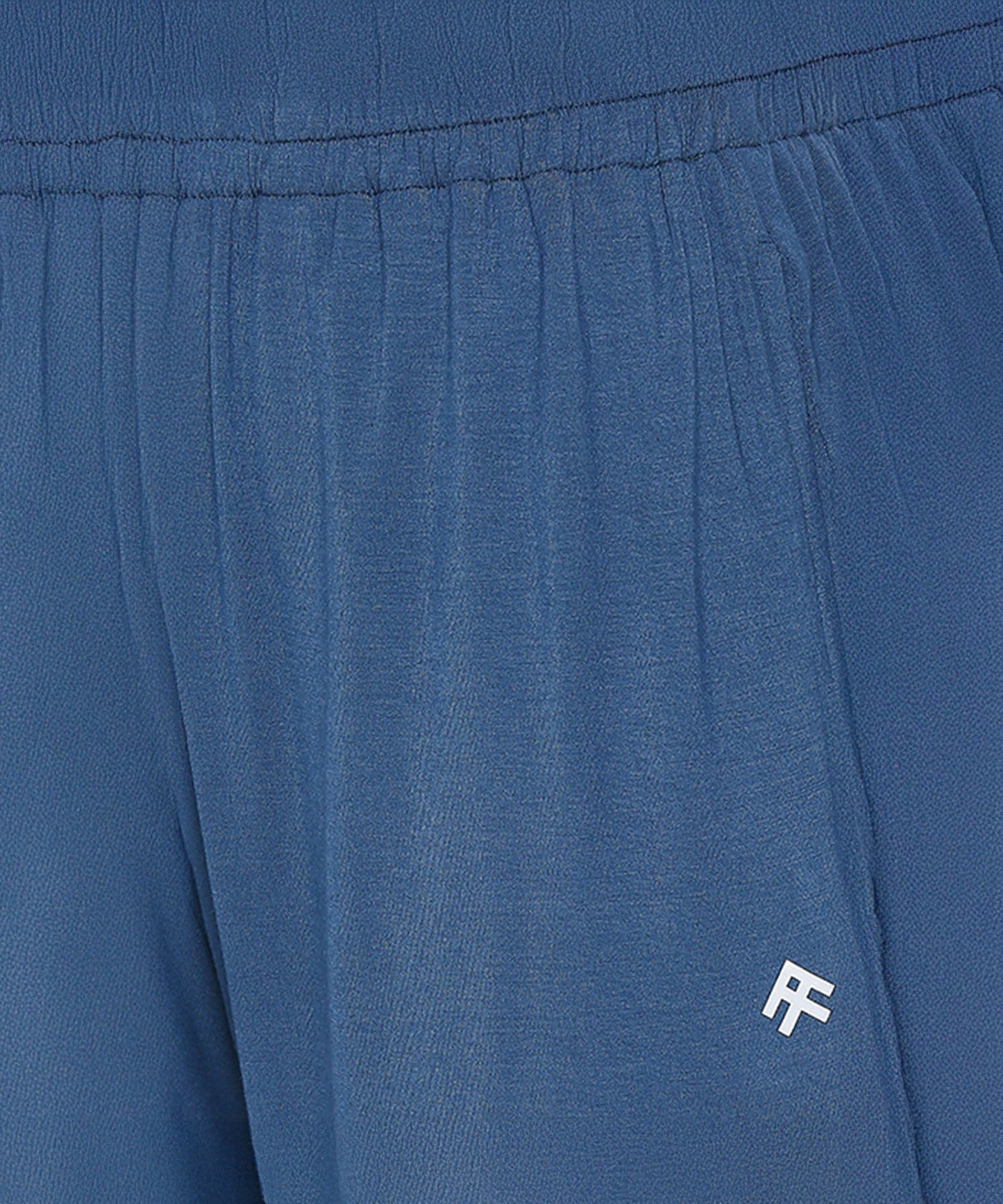 Close-up of Stylera Atlantic Blue Activewear Set with soft material and comfortable fit