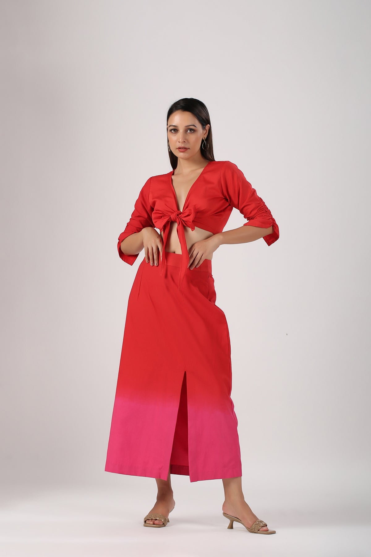 Stylera beach wear model in red to pink tie front stylish ombre skirt and top set with front slit