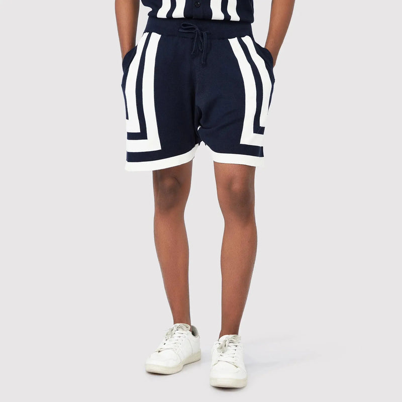 Knit black and white pattern shorts with side pockets for a stylish and comfortable fit