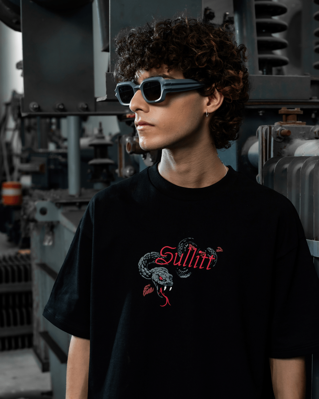 Bloomed Snake Tee