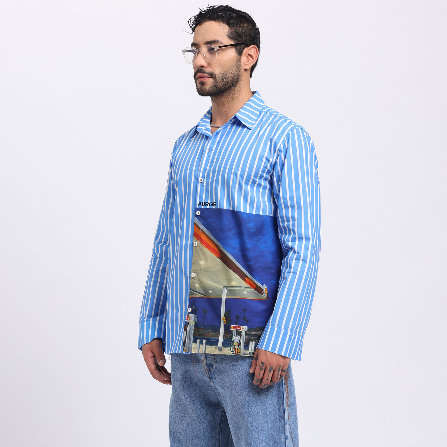 Stylera blue stripe casual shirt with a colorful graphic print and long sleeves