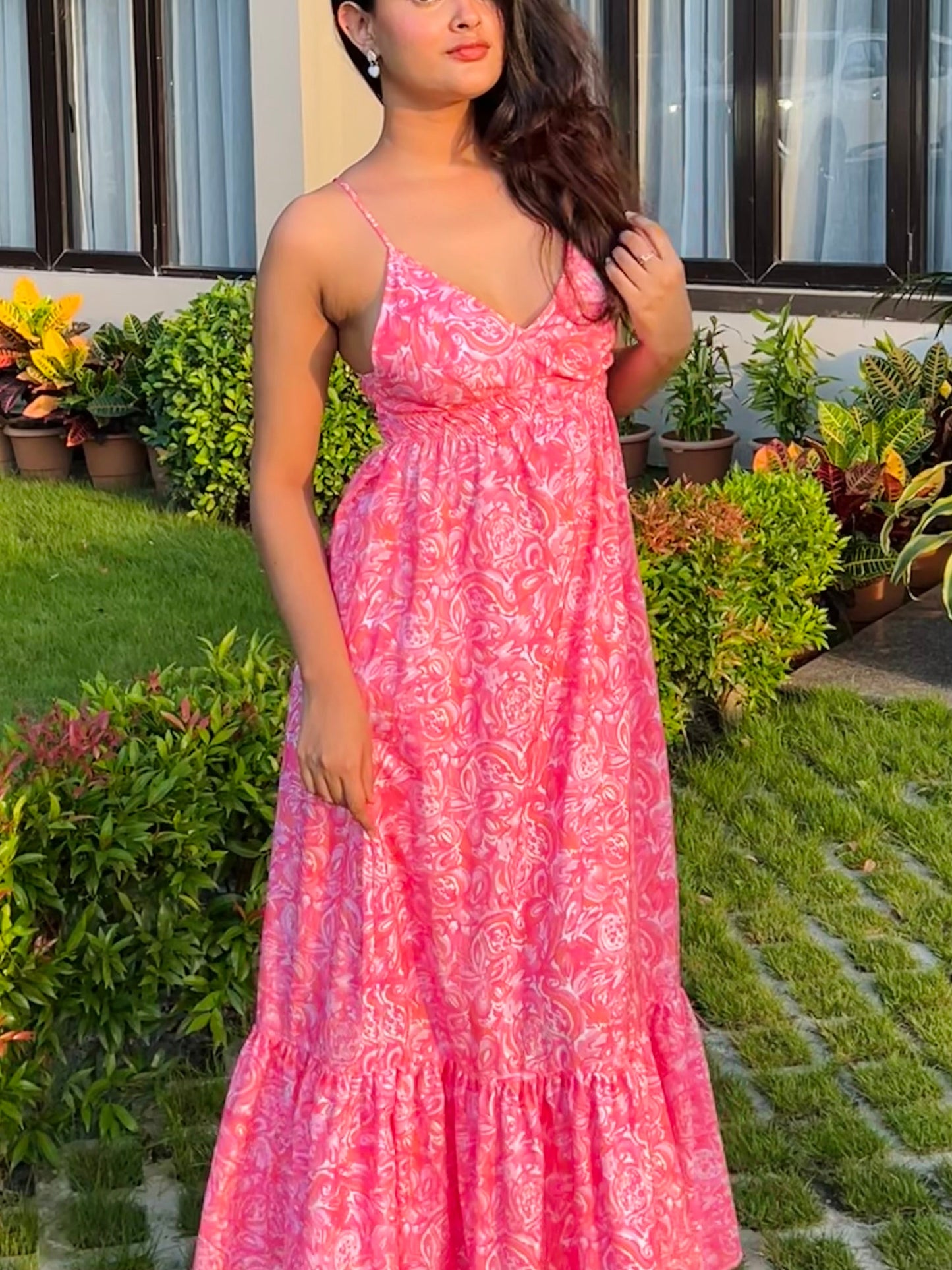 Stylera pink patterned casual floral maxi dress with spaghetti straps and ruffle hem in garden