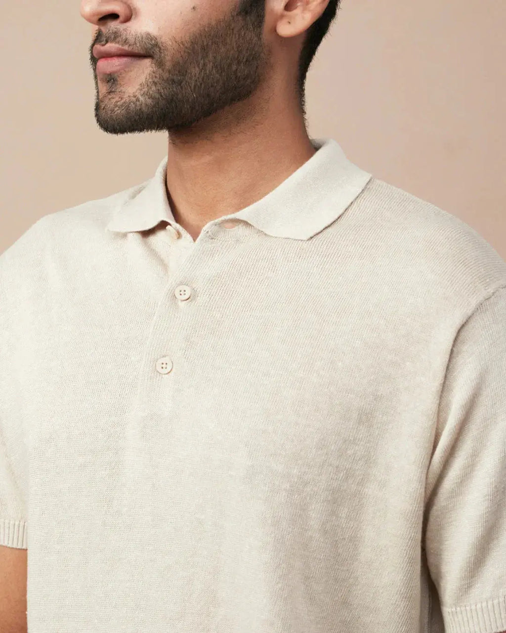 Men's casual linen polo for men in beige knit fabric with a classic collar and three-button placket