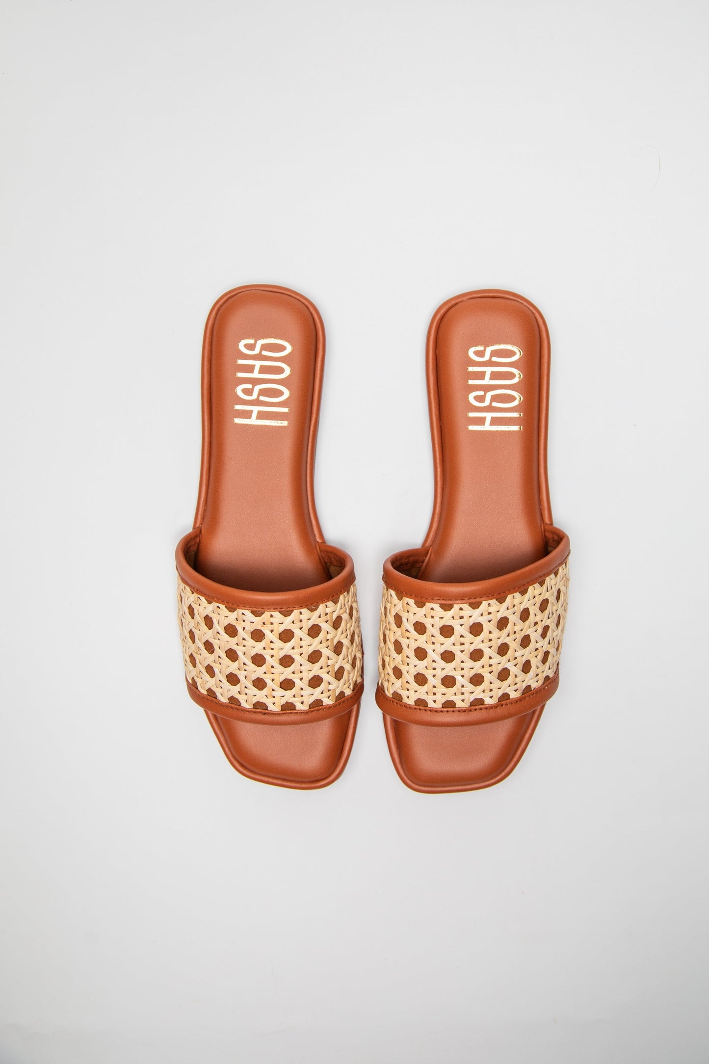 Stylera comfortable casual sandals with brown sole and woven beige strap design