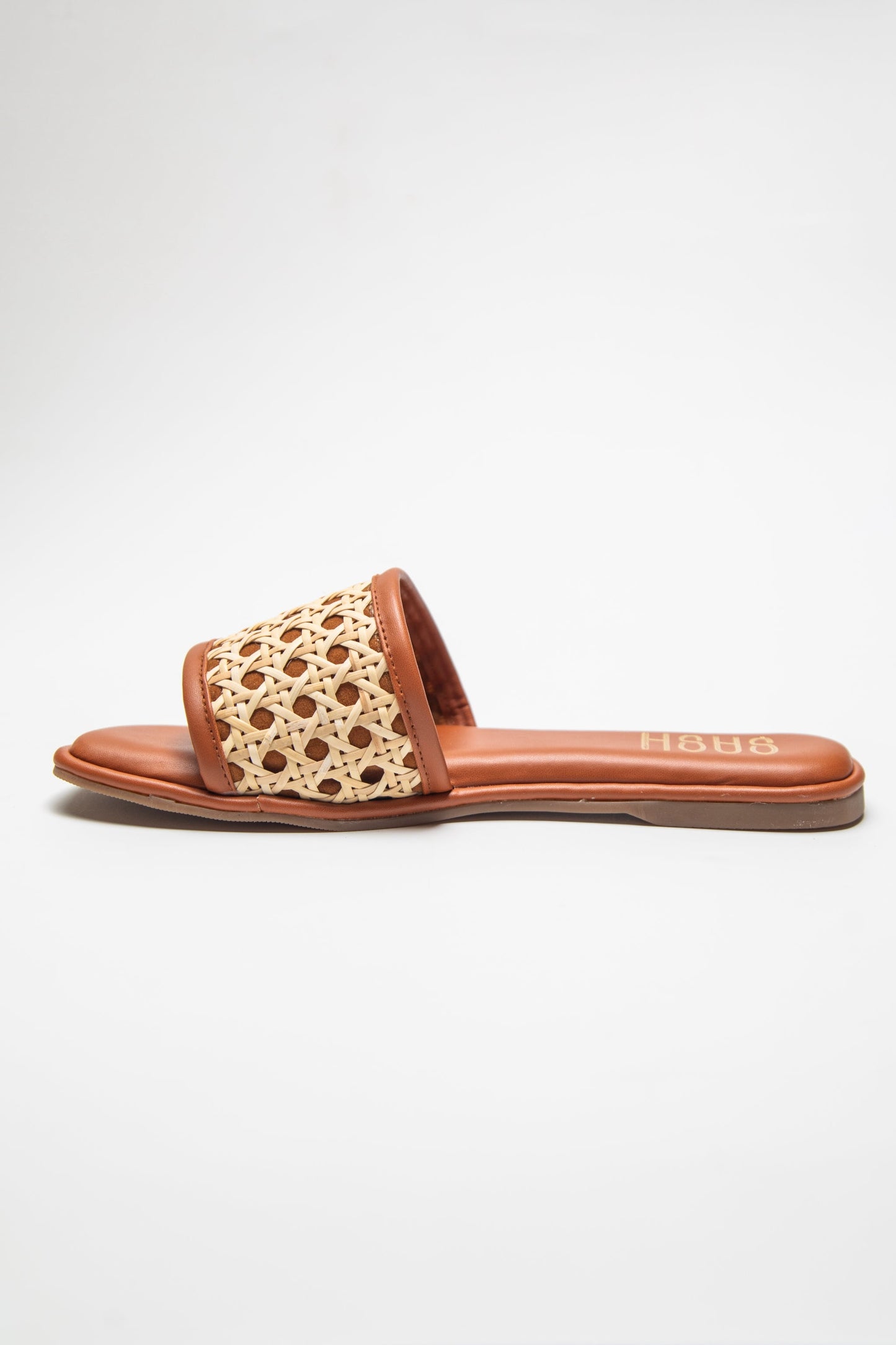 Stylera comfortable casual sandals with woven strap and brown cushioned sole