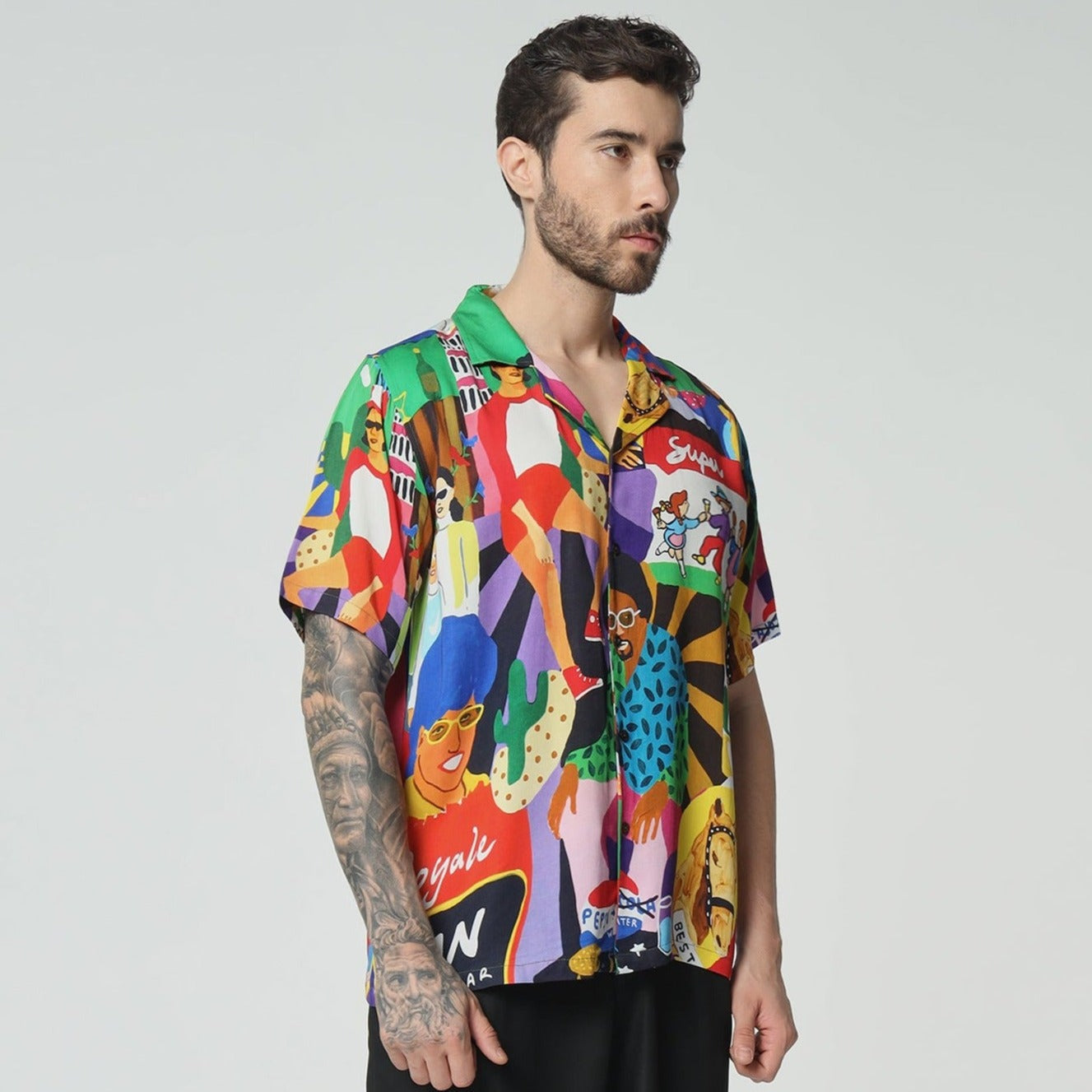 Colorful summer button up shirt from Stylera featuring vibrant patterns and a relaxed fit for casual outings