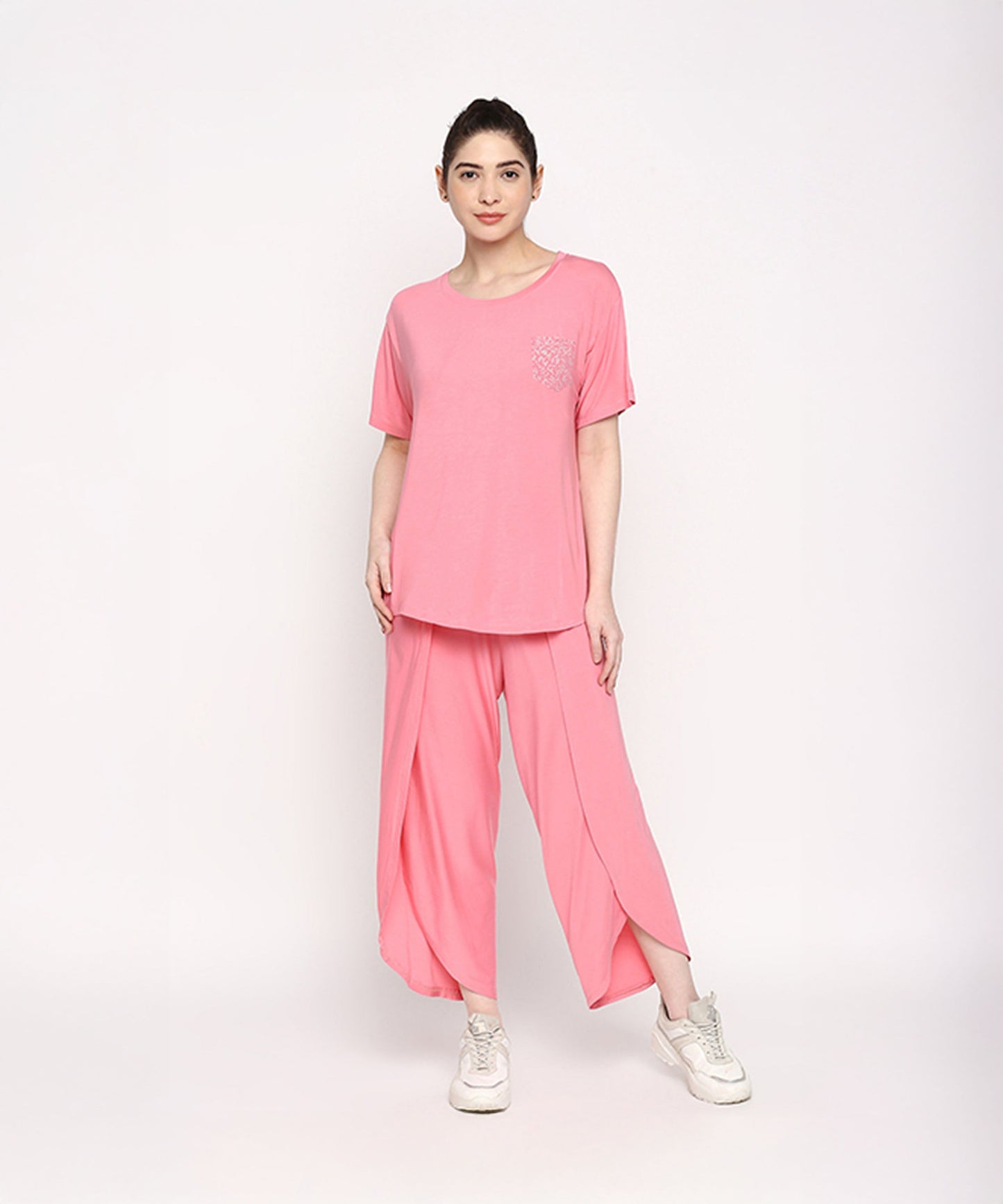 Stylera comfortable summer co-ord set in pink, featuring a relaxed fit top and stylish flowy pants