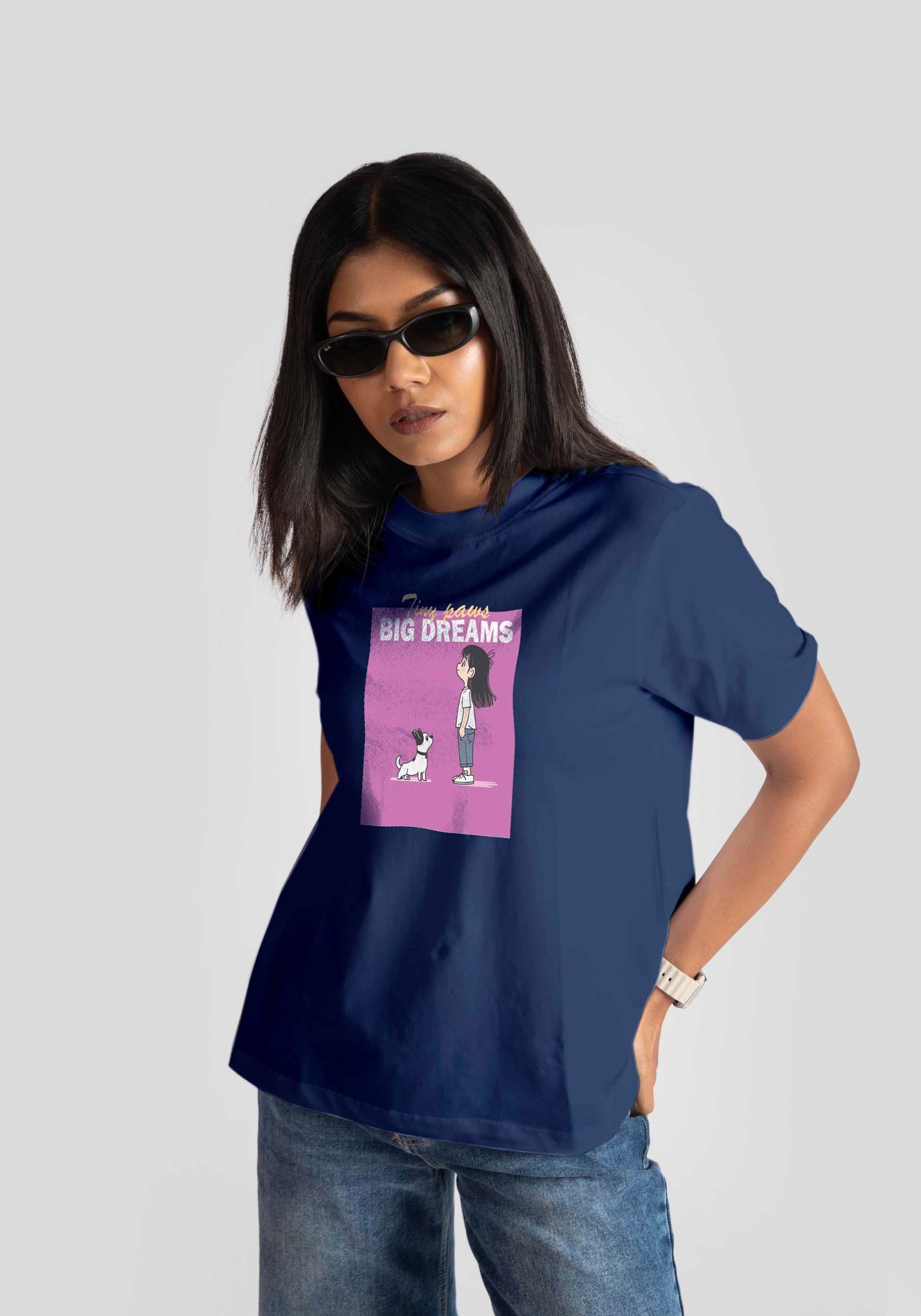 Woman wearing cute print blue t-shirt for women by Stylera with graphic design and sunglasses