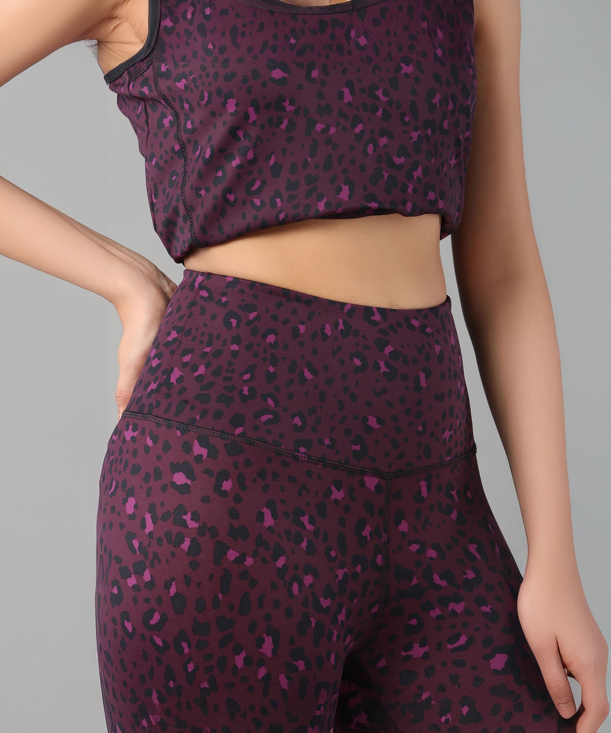 Stylera Burgundy Animal Print Fashionable Leggings for Women with High-Waisted Design