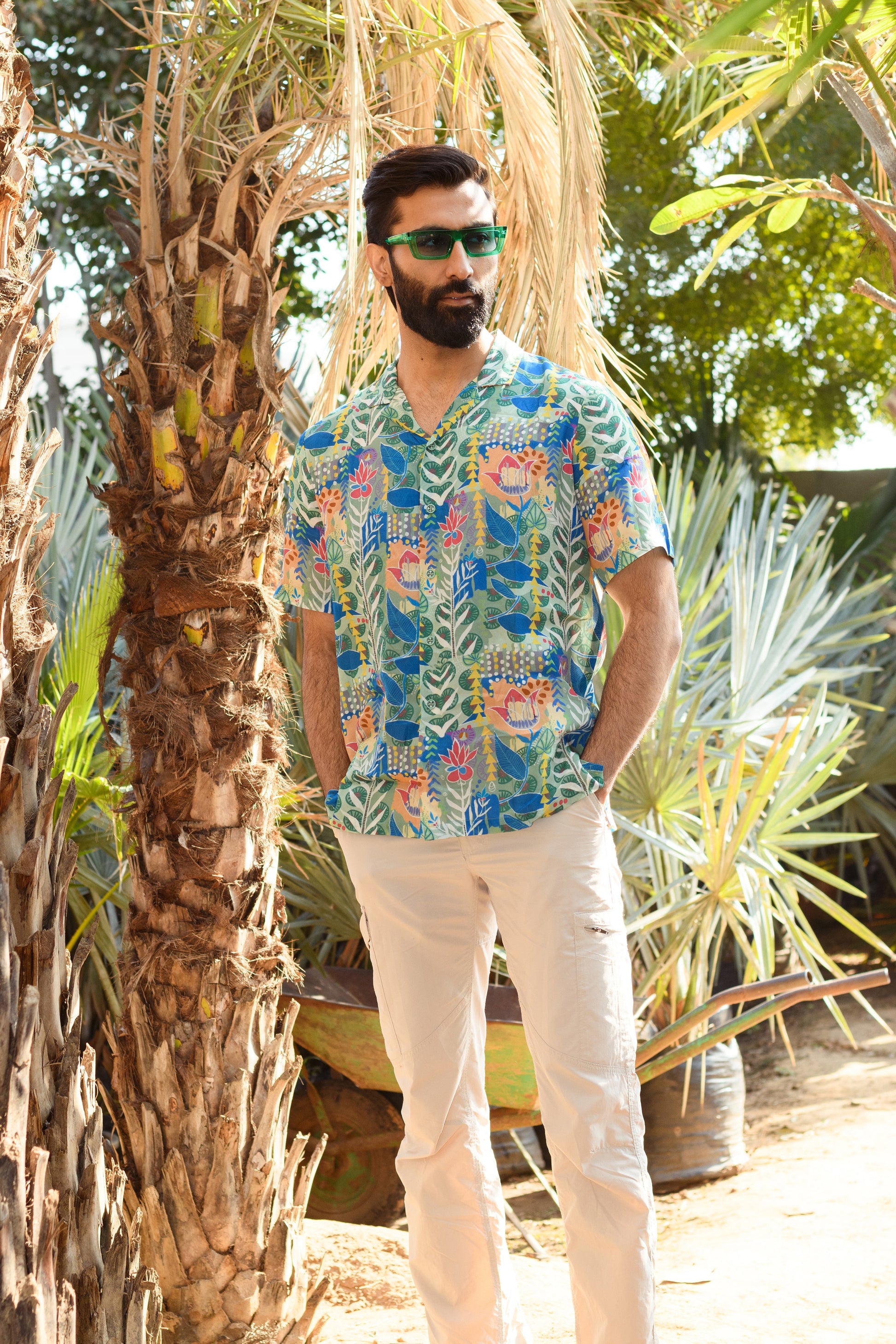 Men's Stylera floral short sleeve casual shirt in vibrant colors, perfect for summer outings