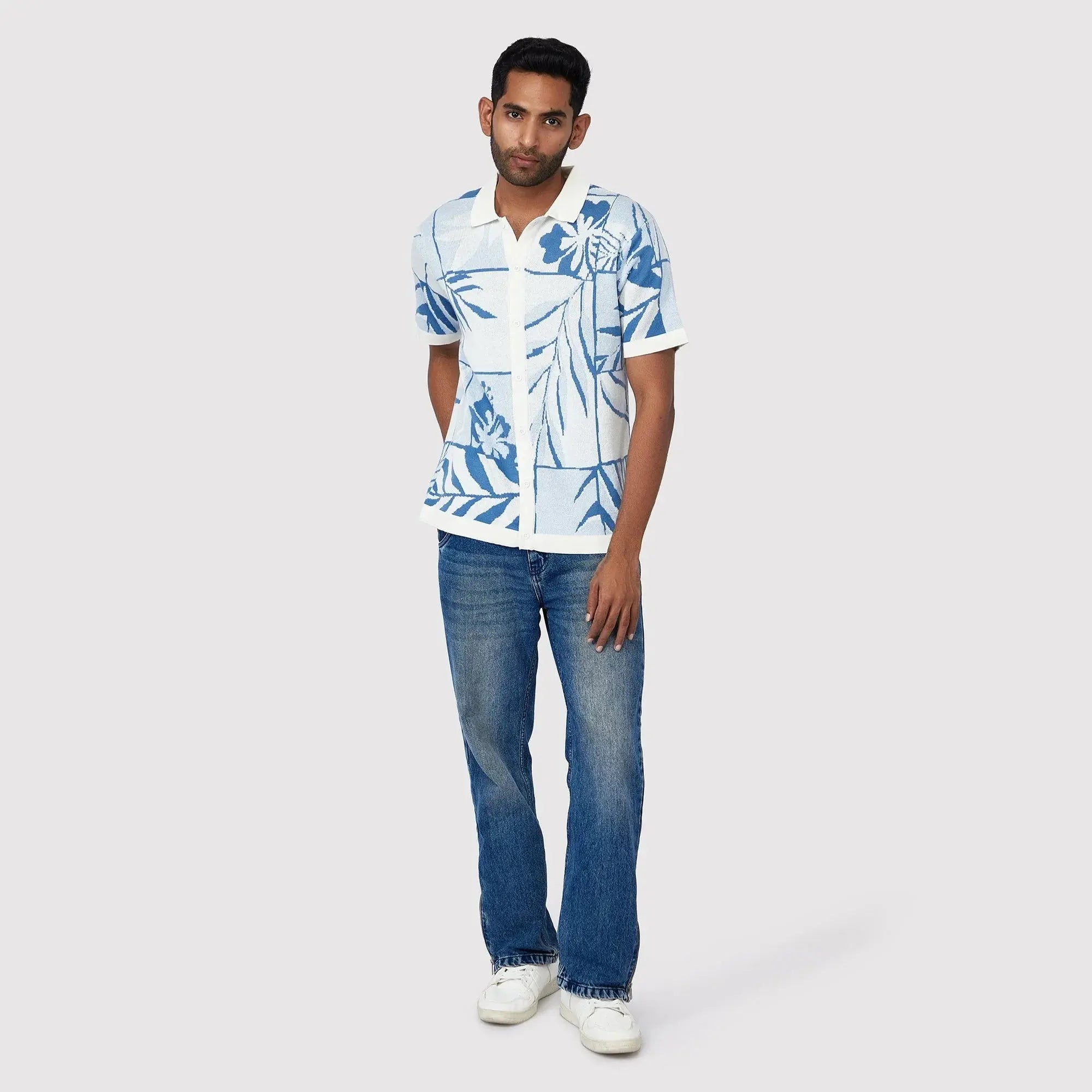 Men's lightweight beachwear shirt in white with blue floral print, perfect for summer outings