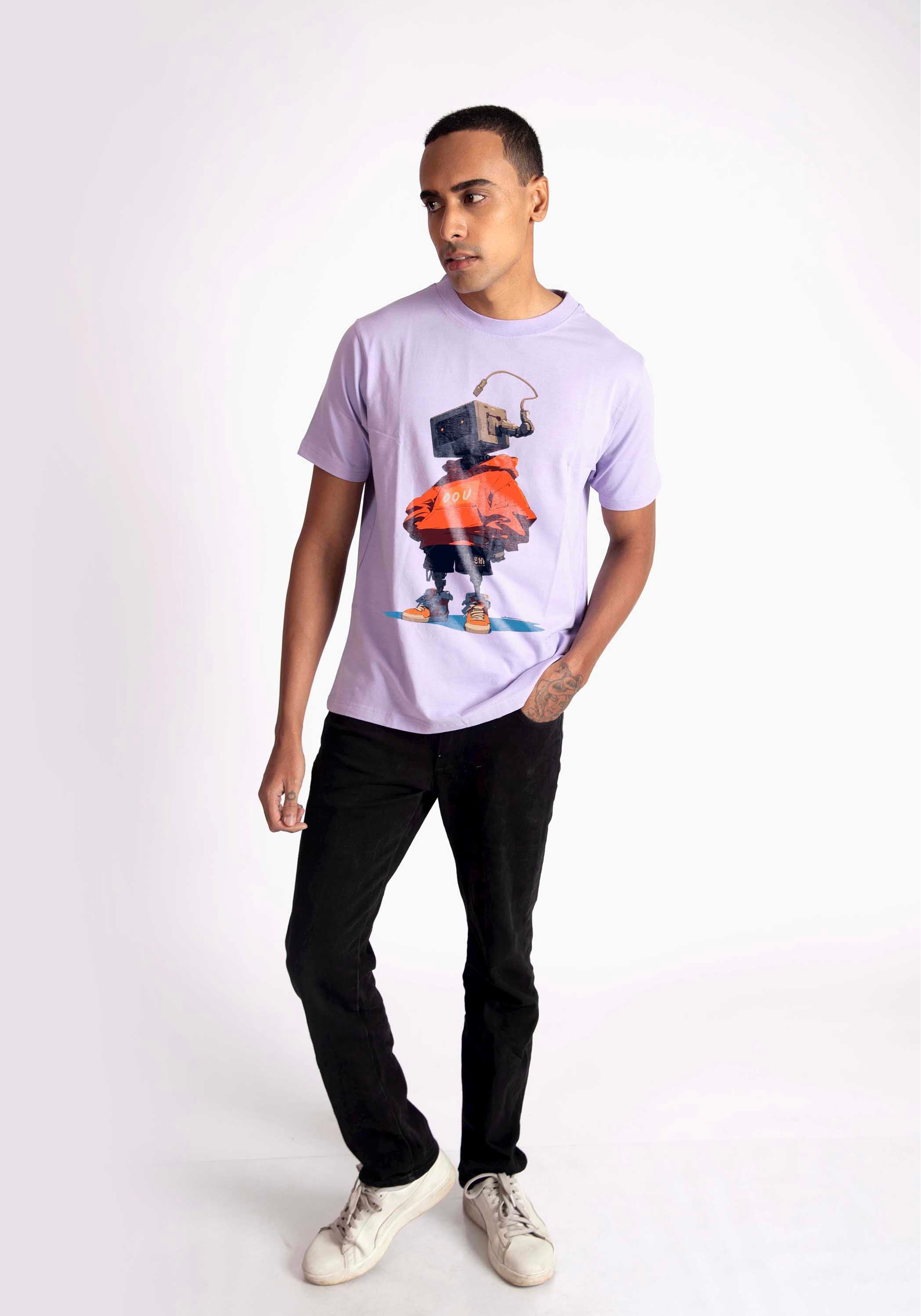 Stylera men's regular fit trendy t-shirt in light purple with robot graphic worn with black pants