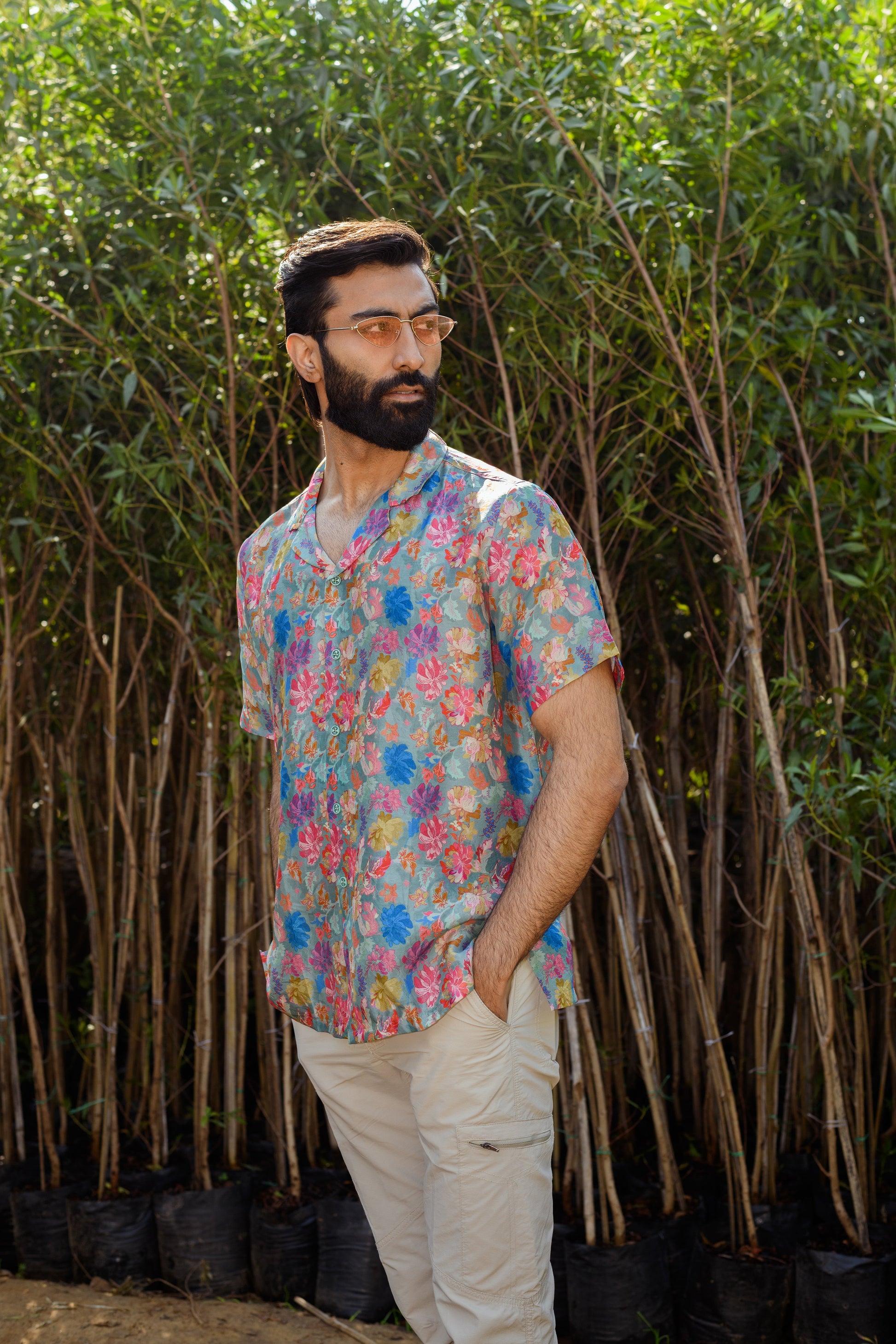 Men's floral Hawaiian shirt by Stylera with vibrant colors and stylish design