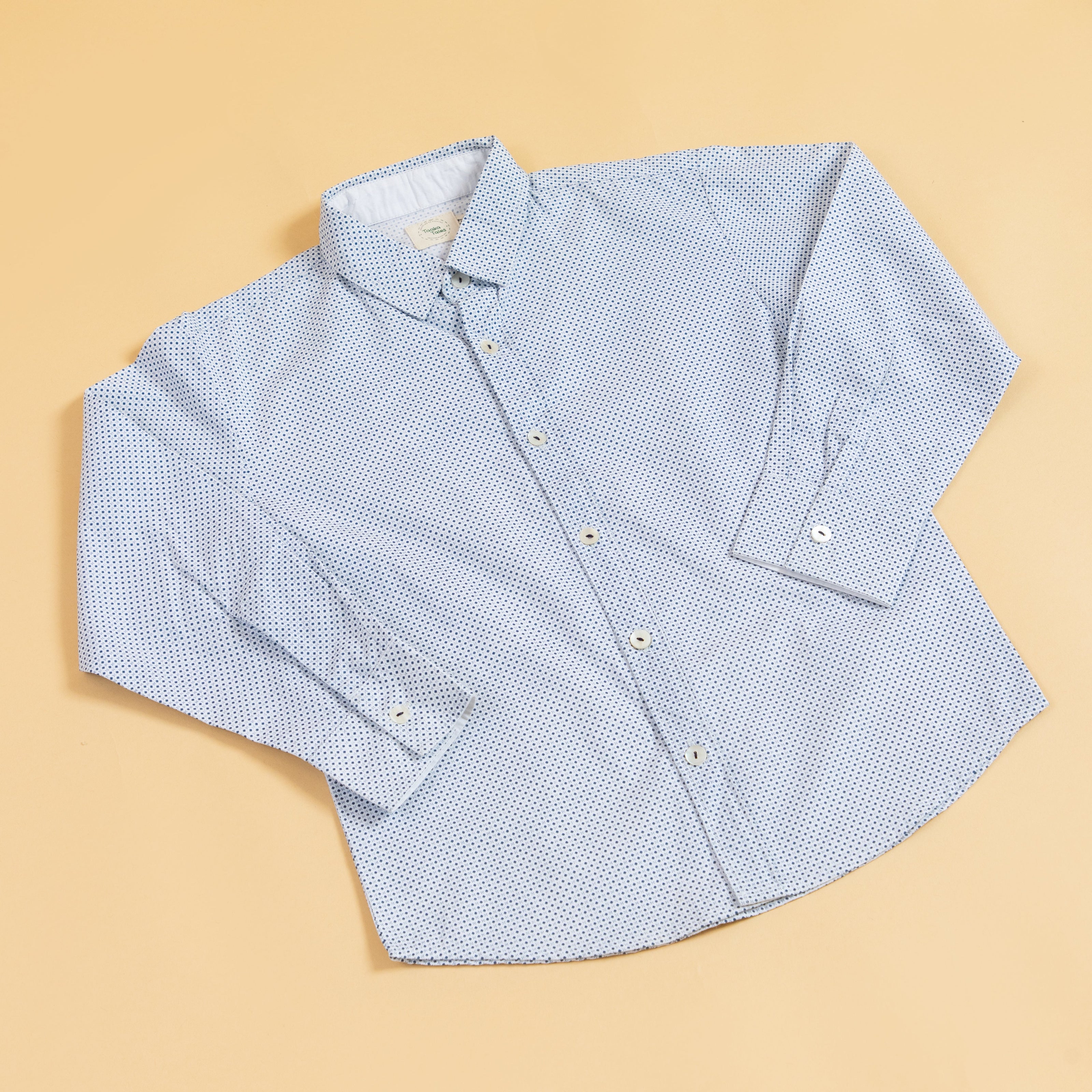 Men's formal dotted shirt in light blue with button-up design and long sleeves