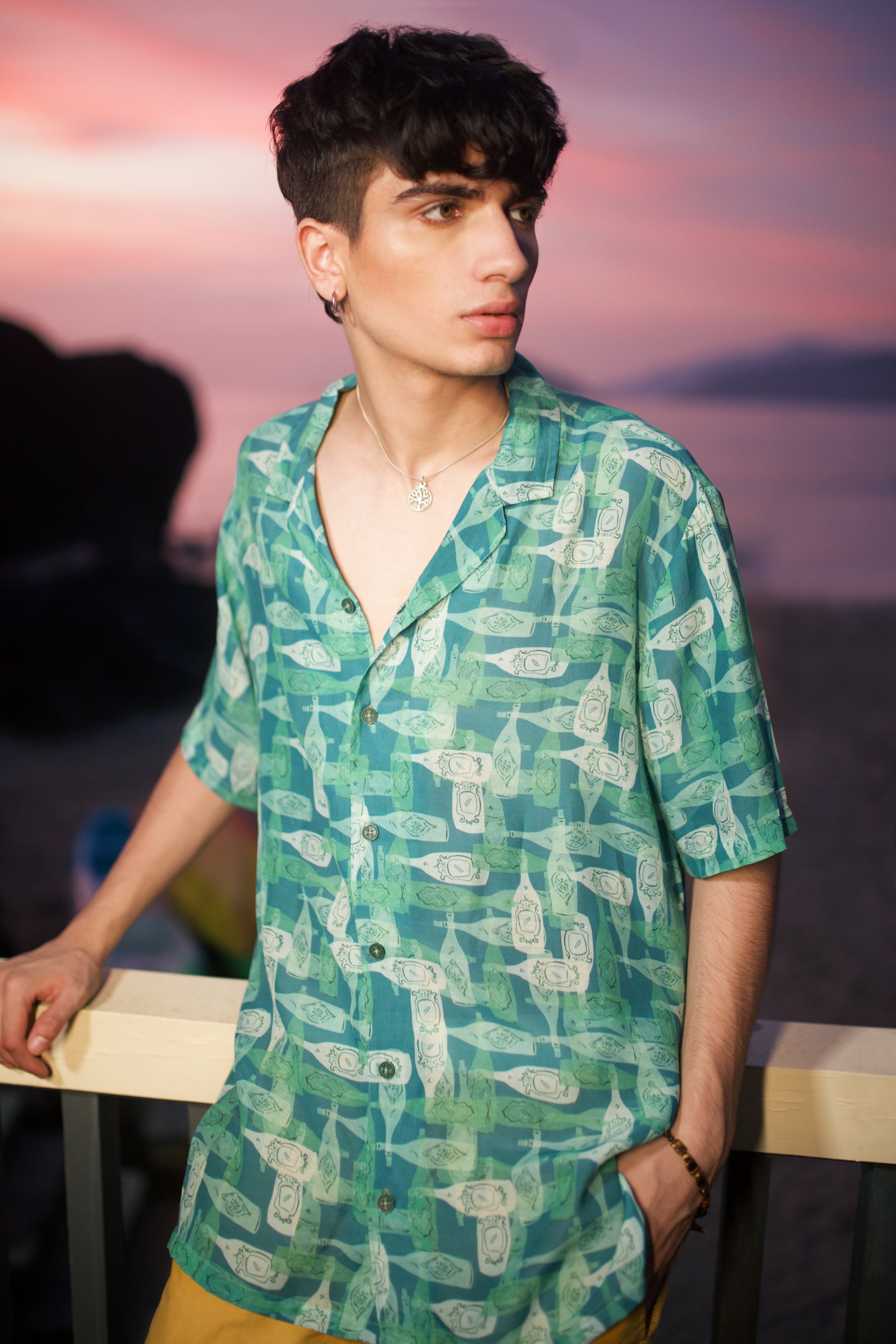 Mens oversized printed shirt from Stylera featuring a stylish pattern in green shades