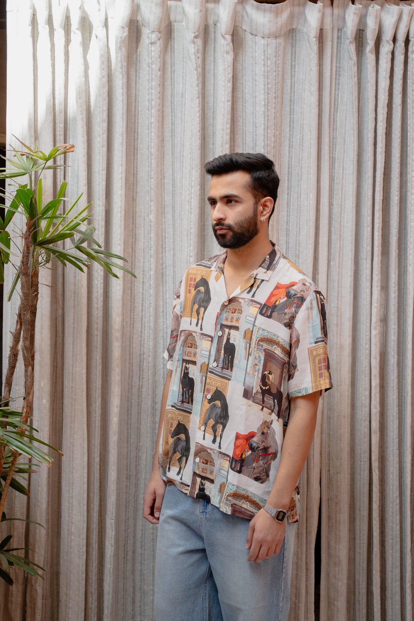 Stylera men's statement oversized shirt featuring a vibrant graphic design