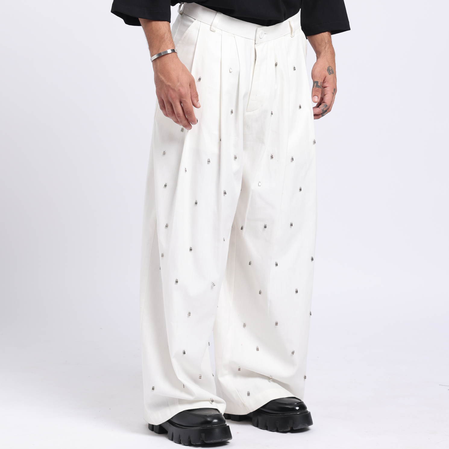 Stylera men's white closure pants with stylish design and loose fit for casual wear
