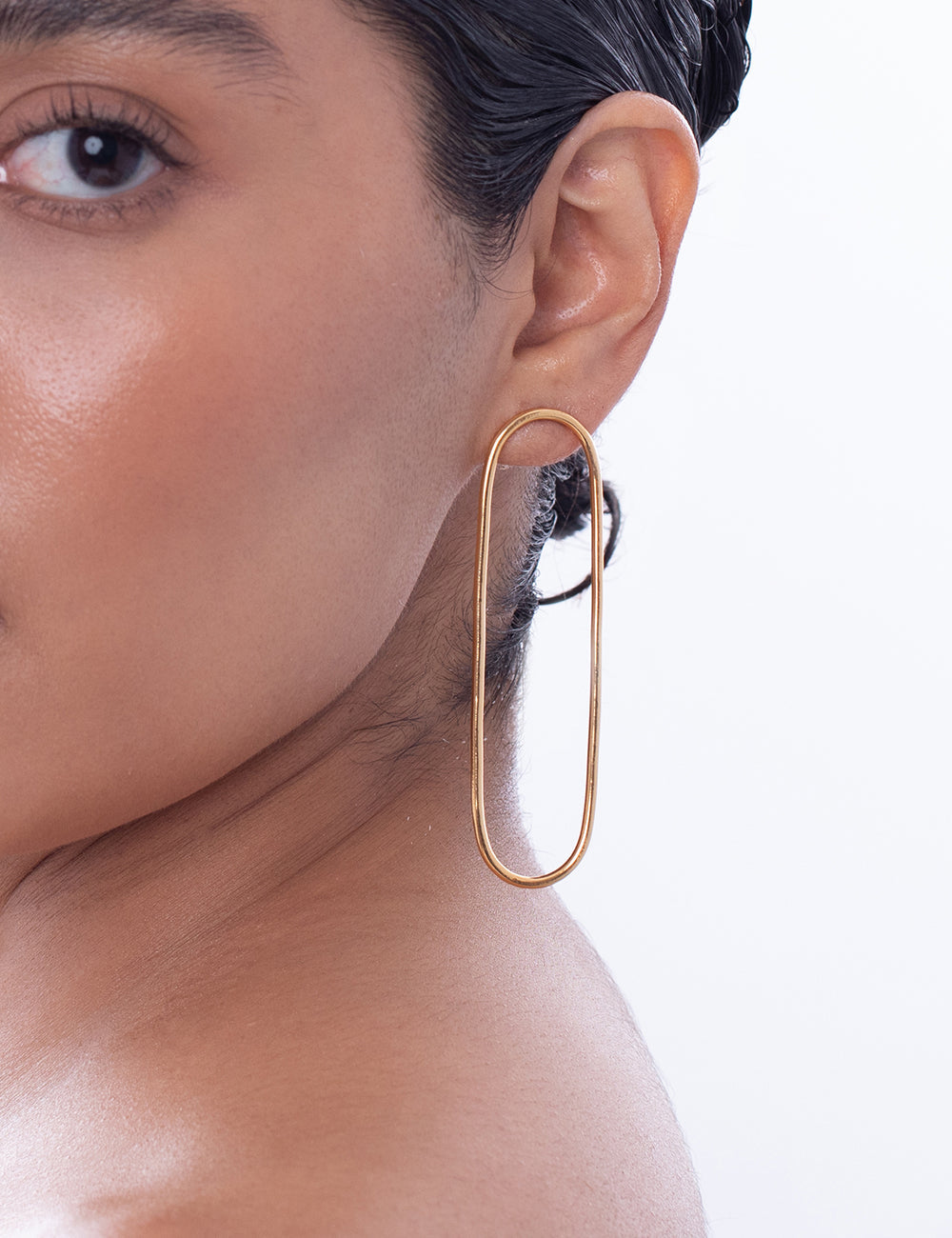 Sleek Oval Hoops