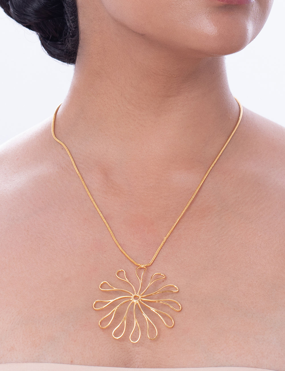 Blooming Flower Necklace