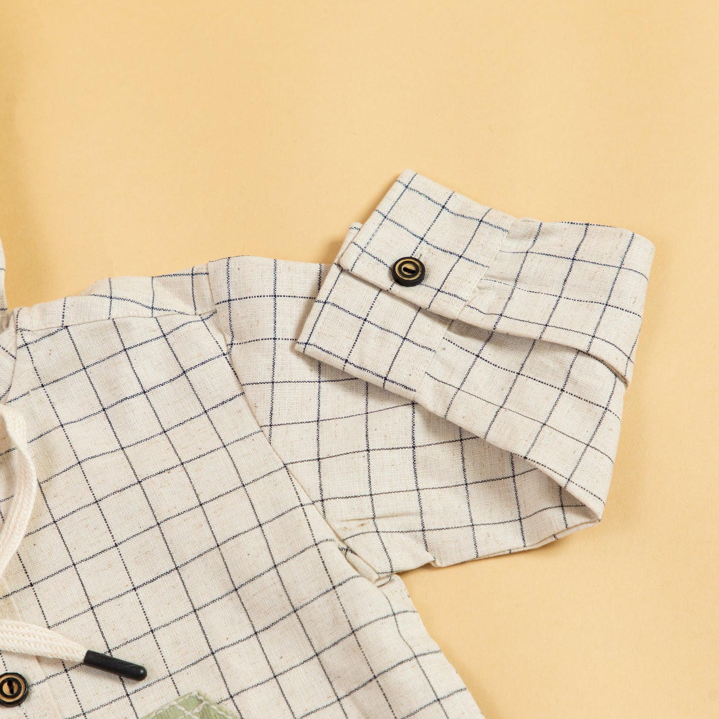 Beige Stylera trendy boys hooded shirt with checkered pattern and buttoned cuffs