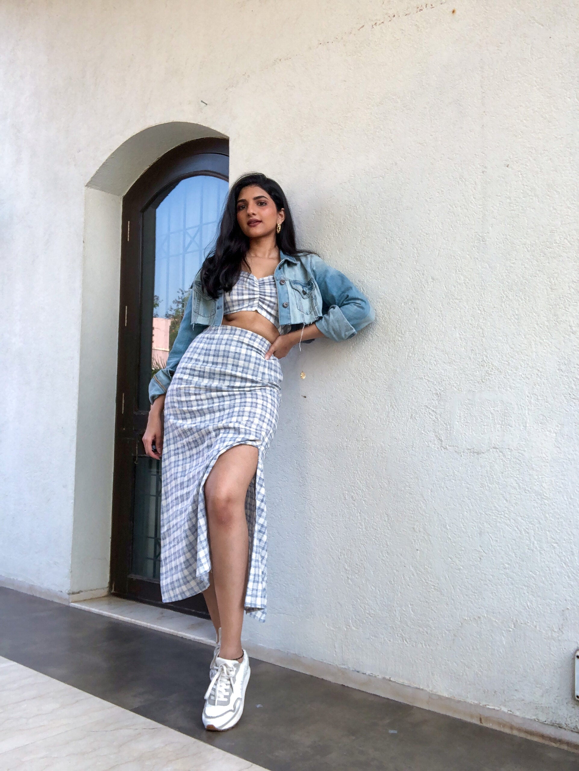 Stylera trendy matching skirt and top co-ord set with side slit skirt and cropped top styled with denim jacket