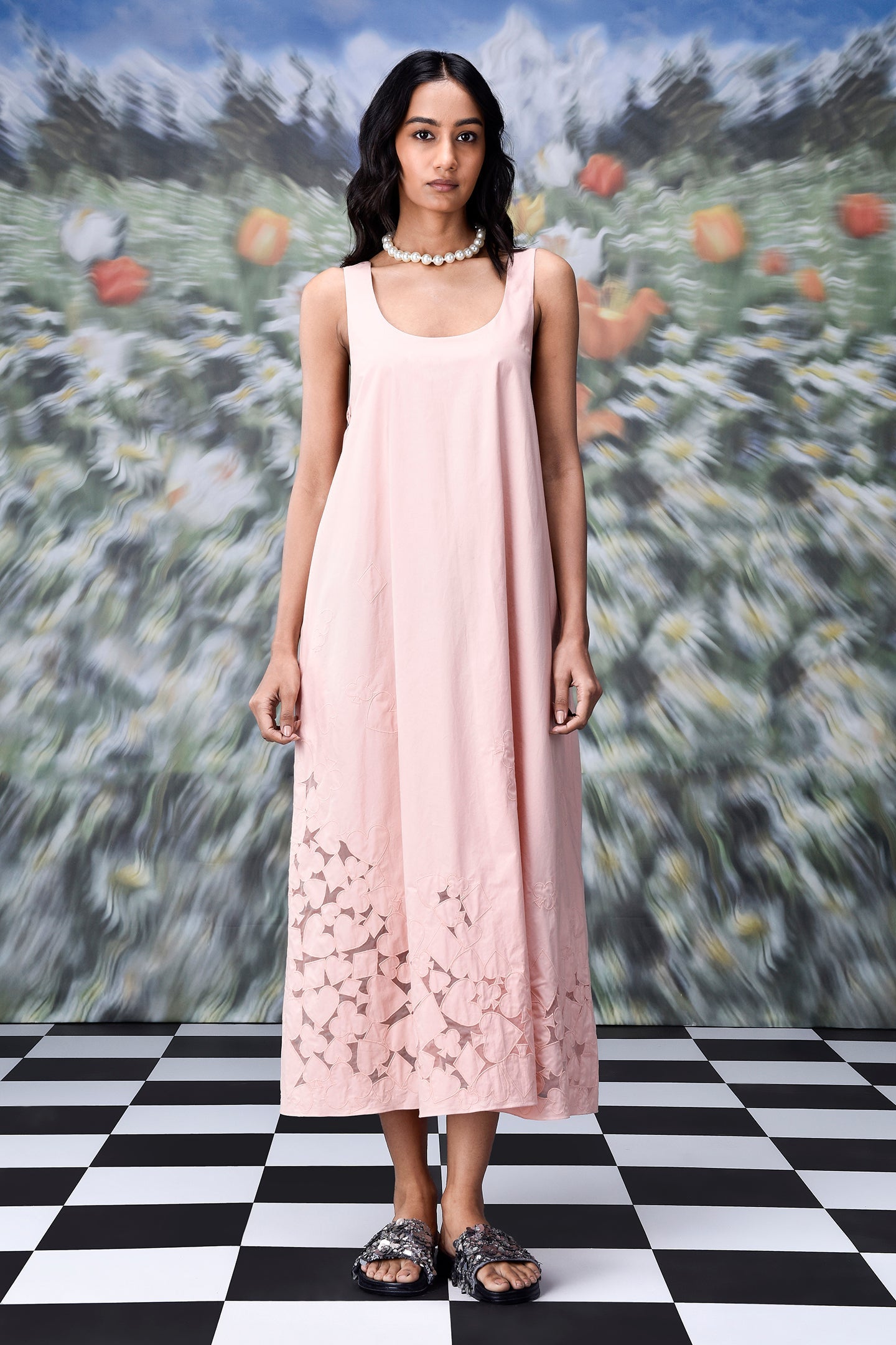 Stylera pink sleeveless scoop neck trendy maxi dress for women with laser cut floral hem