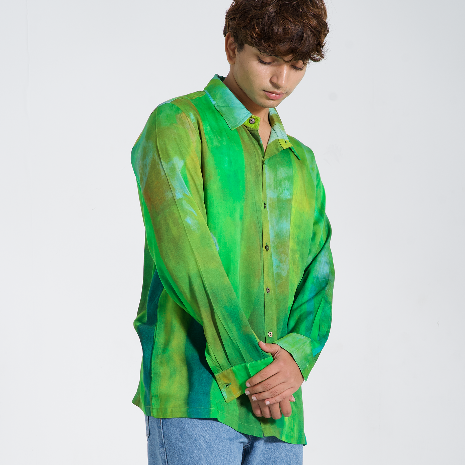 Stylera trendy men’s casual button up shirt in vibrant green tie-dye design for a stylish look