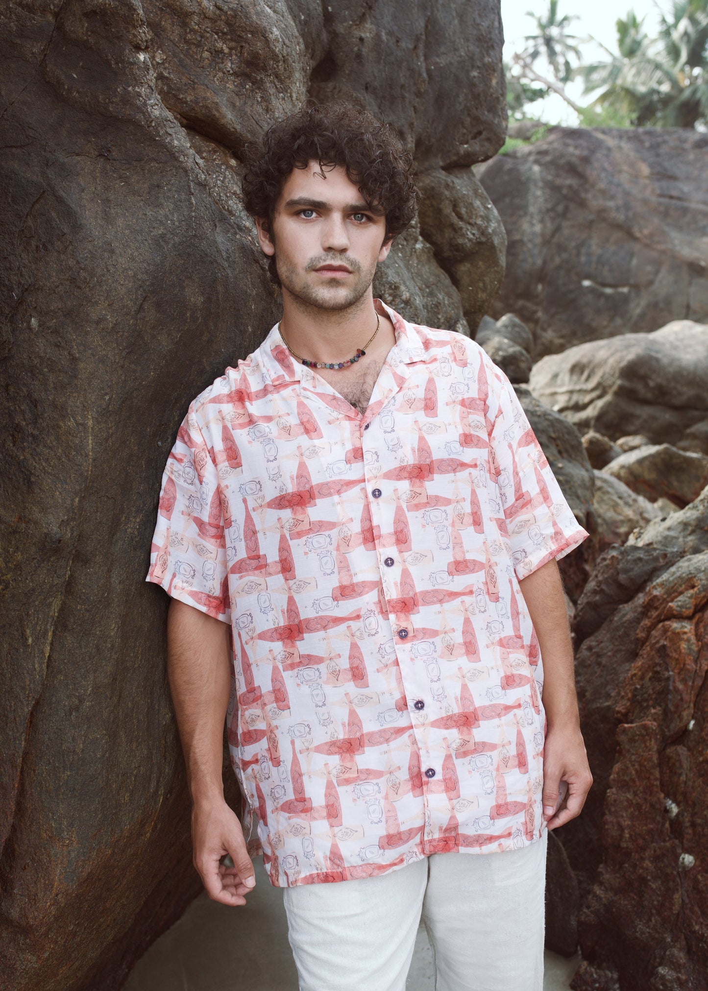 Men's Stylera trendy oversized casual shirt in light colors against a rocky background