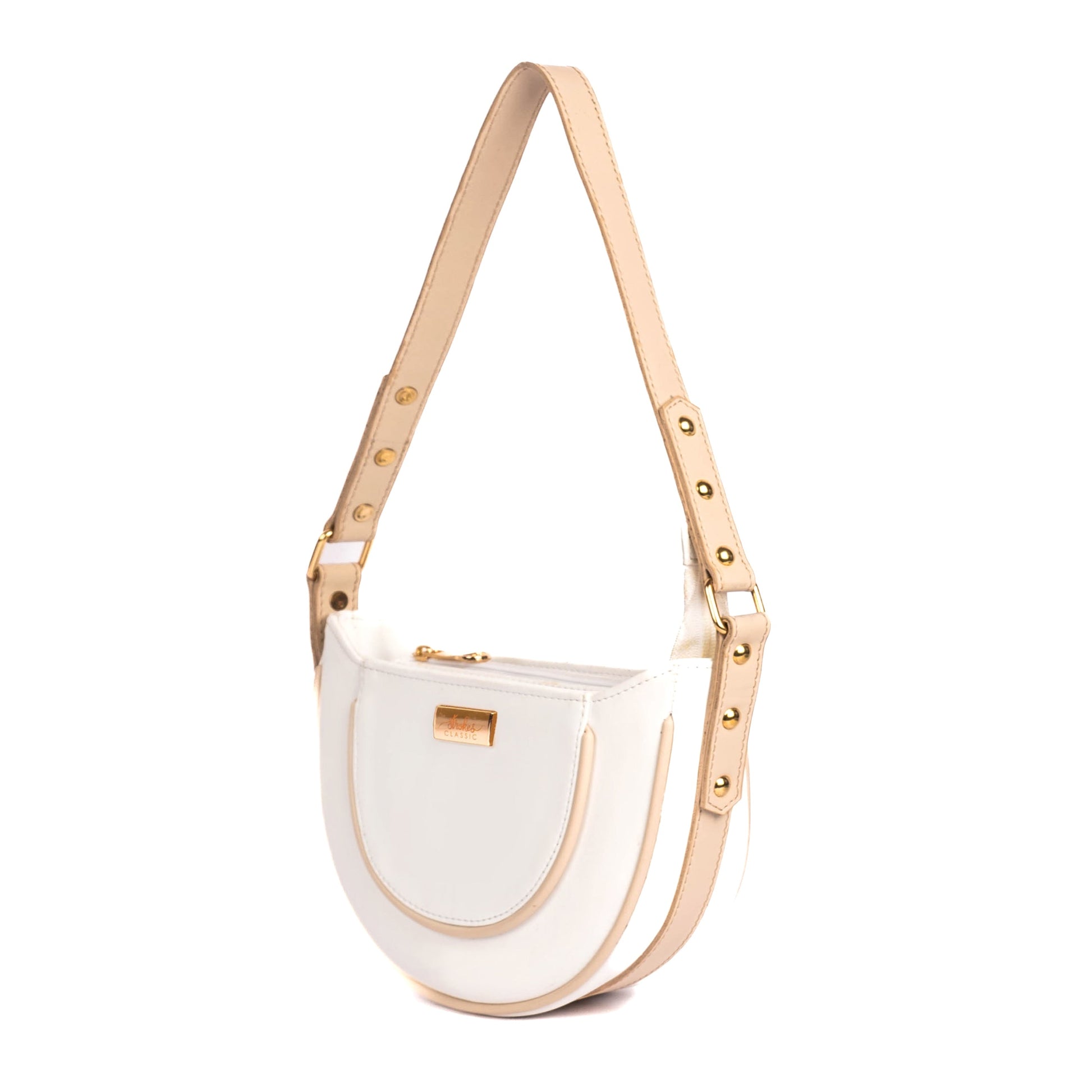Trendy white leather purse by Stylera featuring a soft design and adjustable strap for stylish versatility