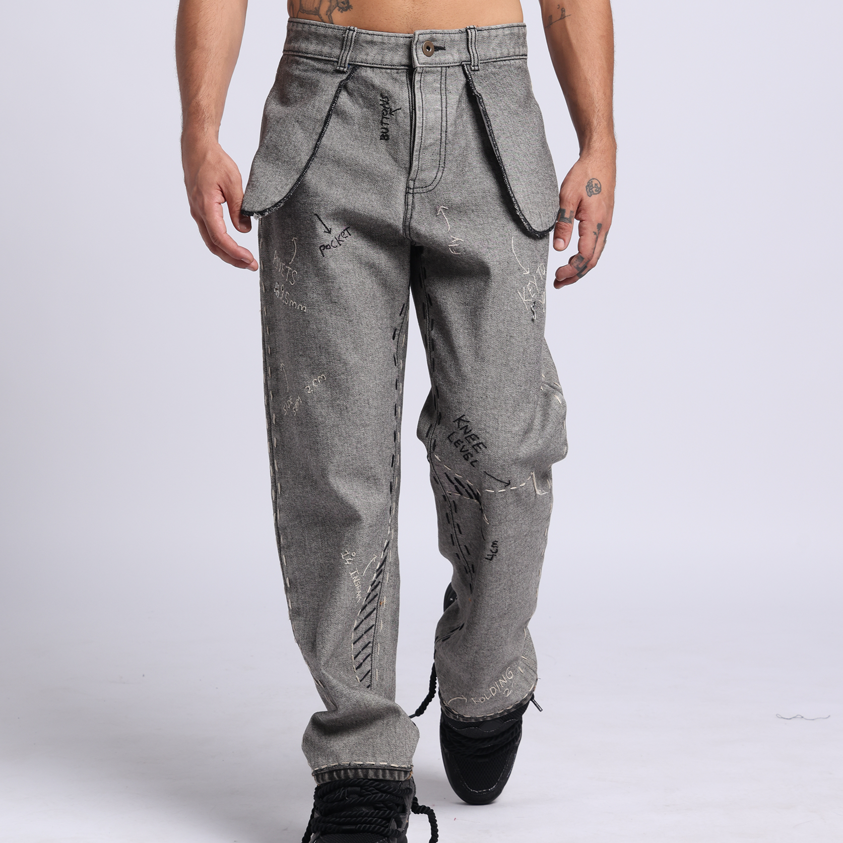 Stylera unique designer jeans for men with a distinct style and embroidered details for a trendy look