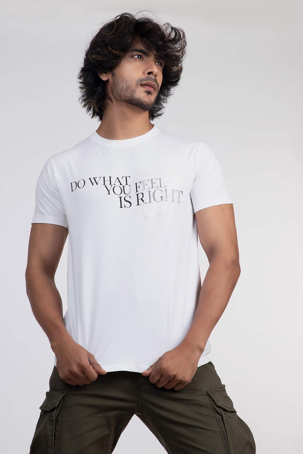 Stylera white crew neck tee with chest slogan worn by model stylish skinny tee with transparent pocket