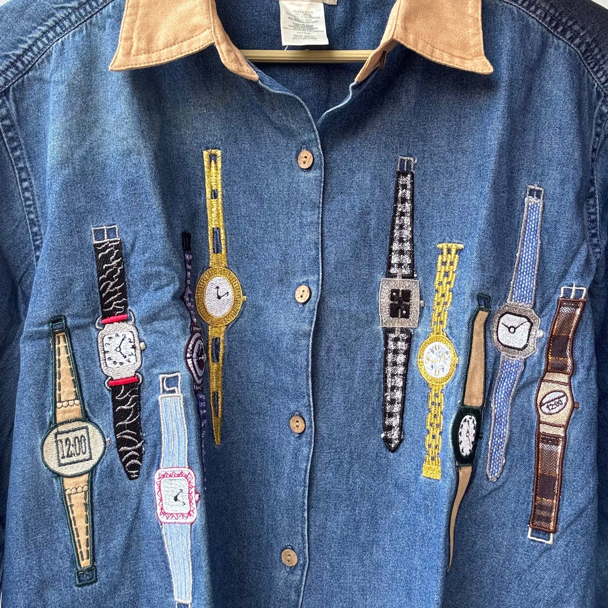 Stylera trendy cropped denim jacket with tan contrast collar and colorful embroidered watch patches