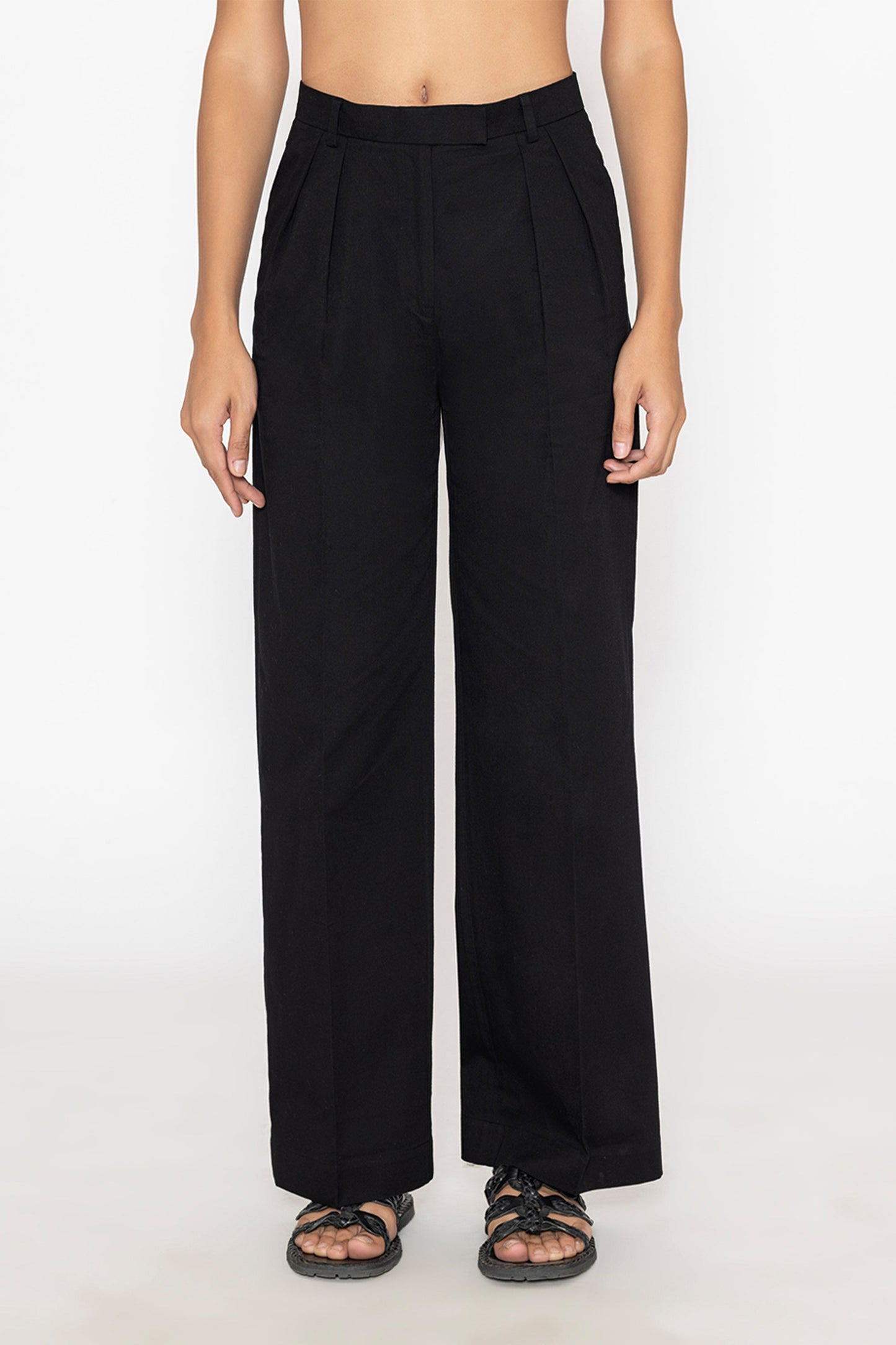 Stylera women's black wide leg trousers with high waist and relaxed fit