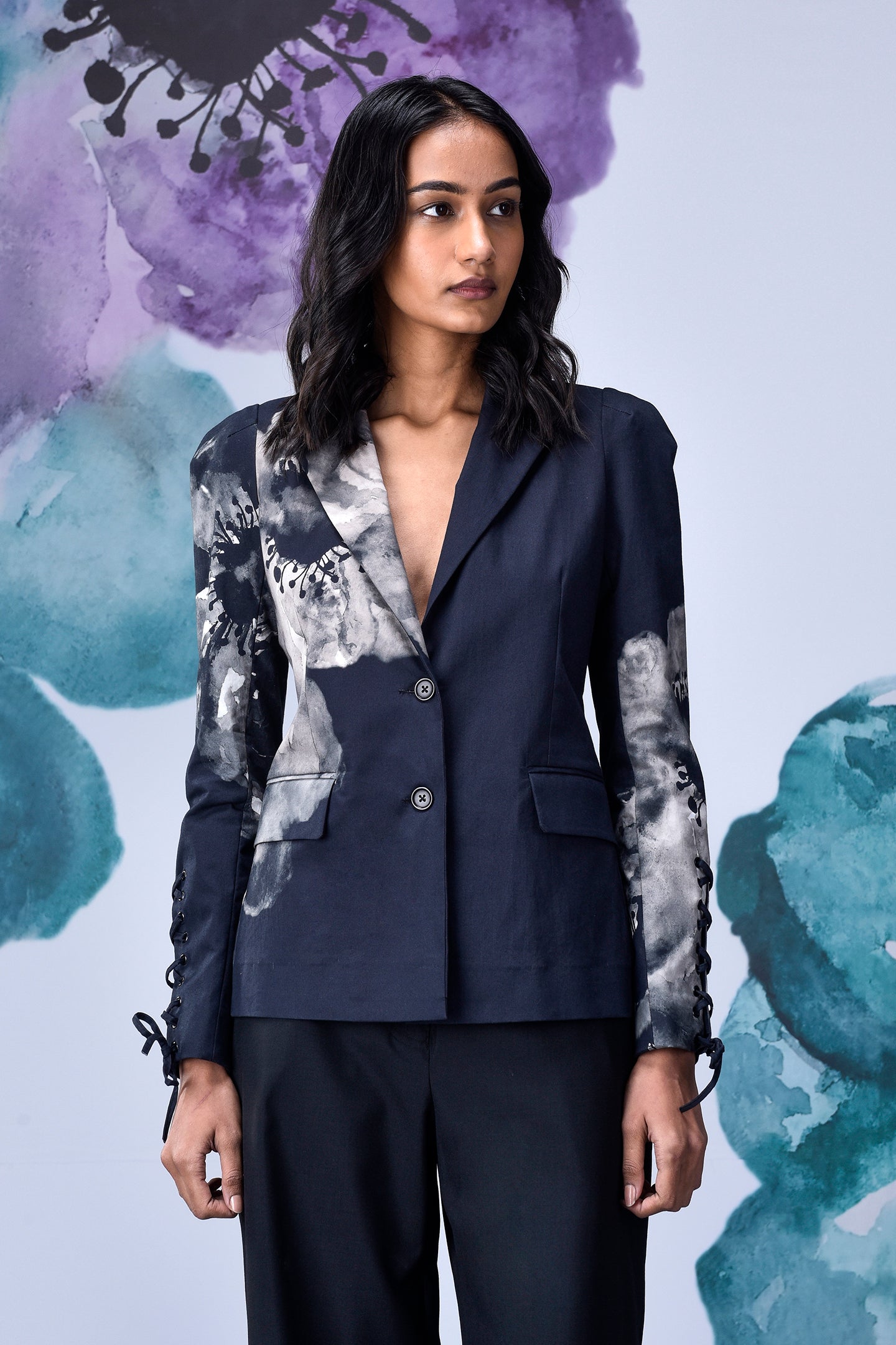 Stylera women's statement blazer for work with black and white artistic print jacket