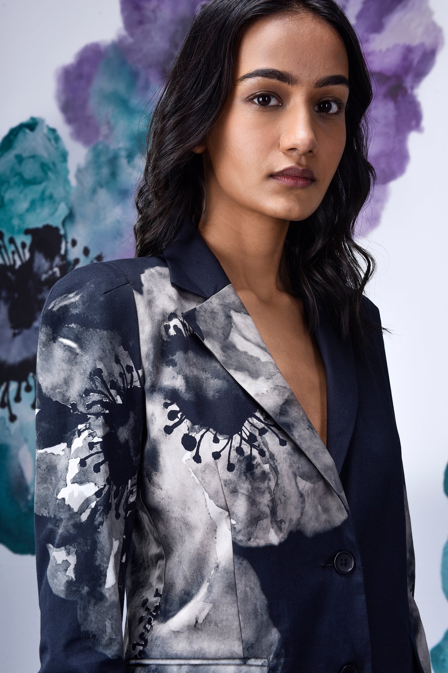 Stylera women's statement blazer for work with black and white abstract floral design